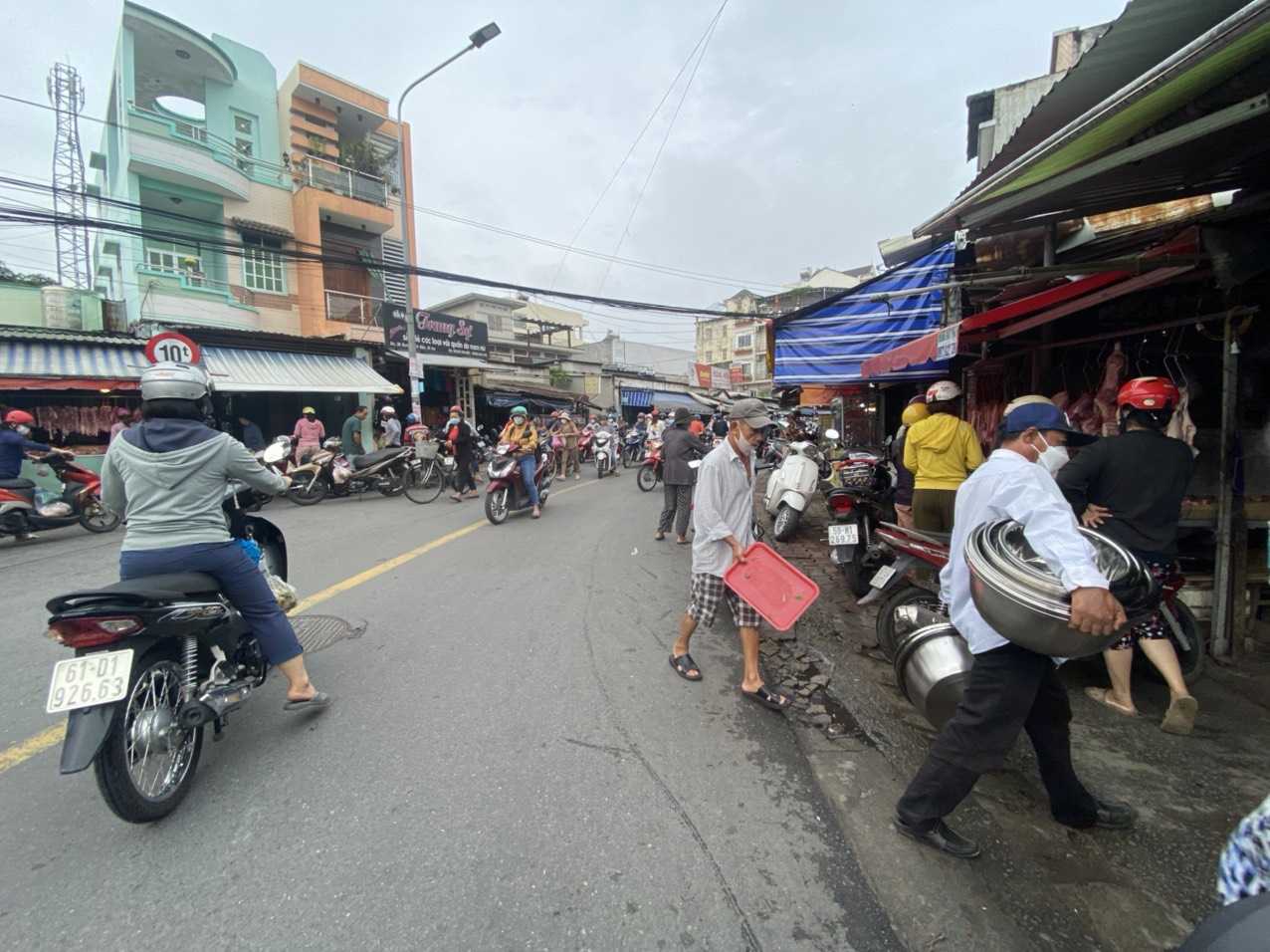 Bán nhà cấp 4 (5x23m), mặt tiền Chợ Dĩ An 1 p.Dĩ An, thổ cư 100%