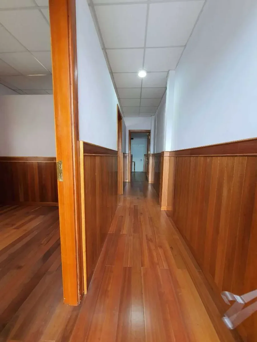Bán nhà 1T1L và dãy trọ 4.2x46m mặt tiền Bà Huyện Thanh Quan thu 12tr/th