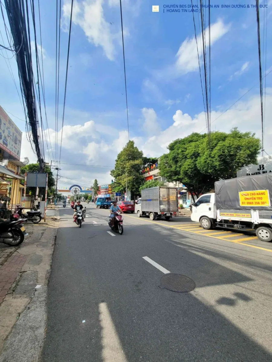 Bán nhà 1T3L 3.2x22m hoàn công, mặt tiền Nguyễn An Ninh gần chợ Dĩ An 1 (Sầm uất)