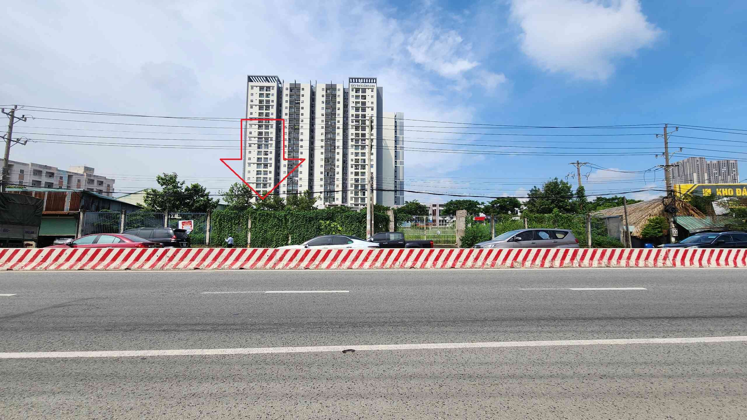 Bán đất 50x42m mặt tiền Đại Lộ Bình Dương kế Lotte Mark