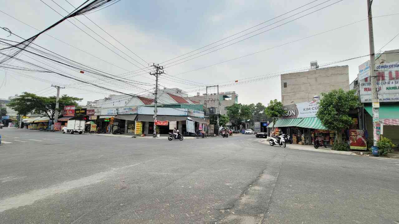 Bán căn góc 5.6x20m, đường D1 KDC Việt Sing p. An Phú