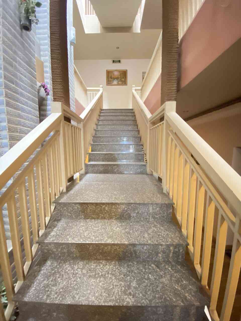 htl4057-(11)_optimized