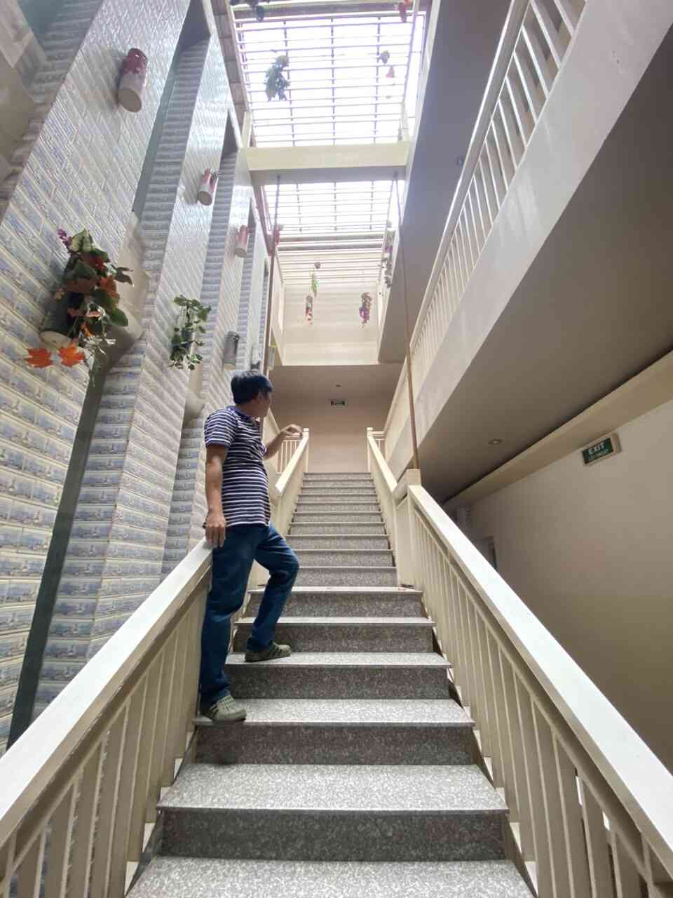 htl4057-(9)_optimized