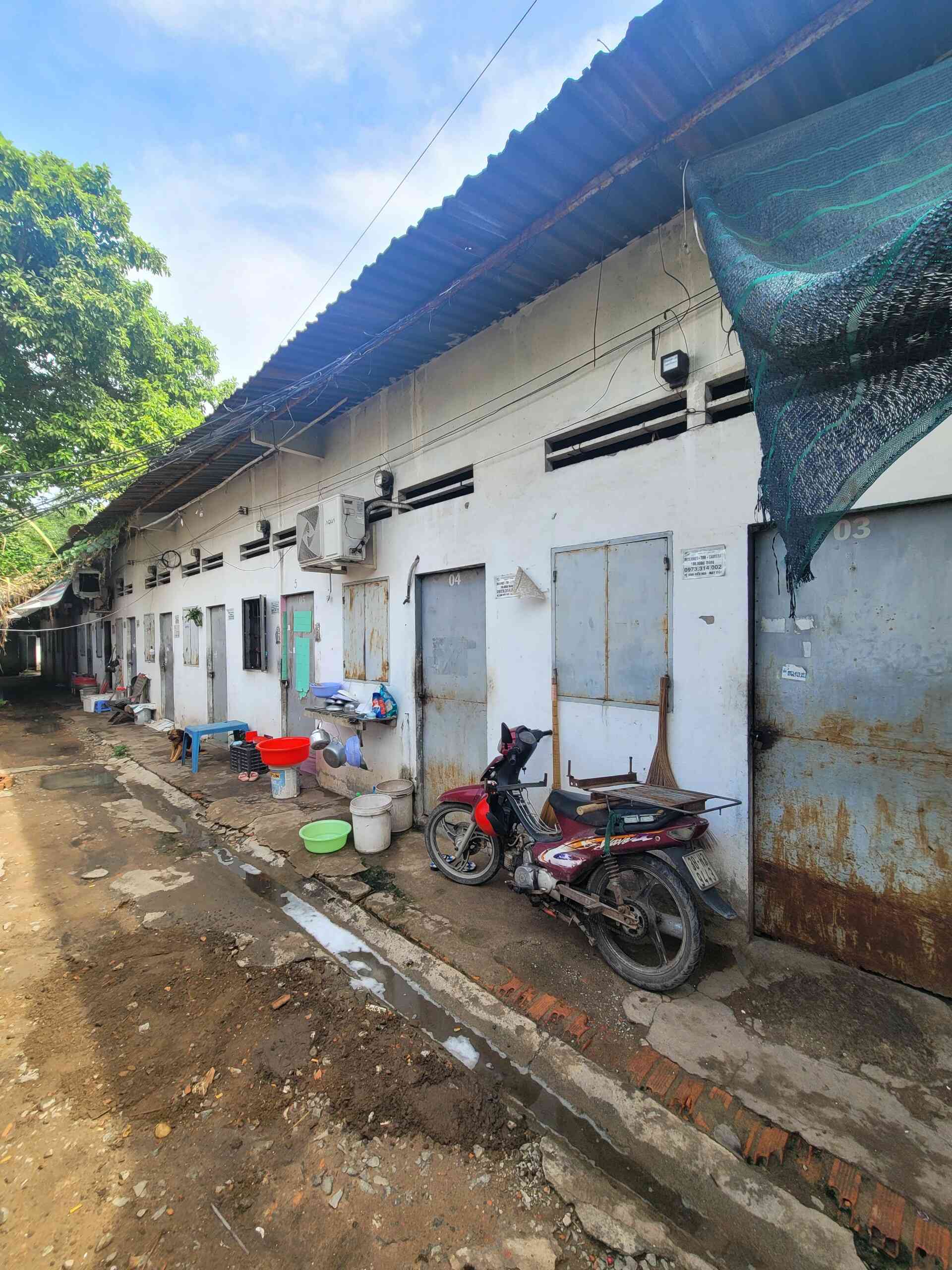 Bán dãy trọ 15x42m, hẻm Phan Đình Giót p. An Phú kế chợ Đông Đô