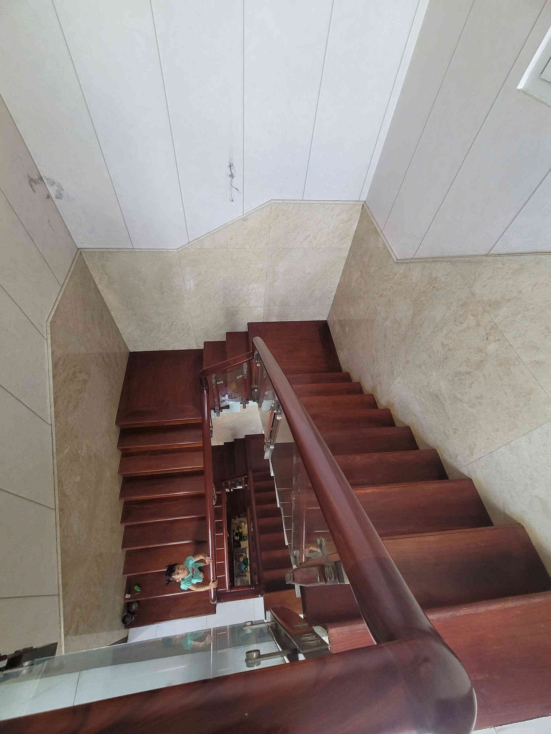 htl4648-(12)_optimized