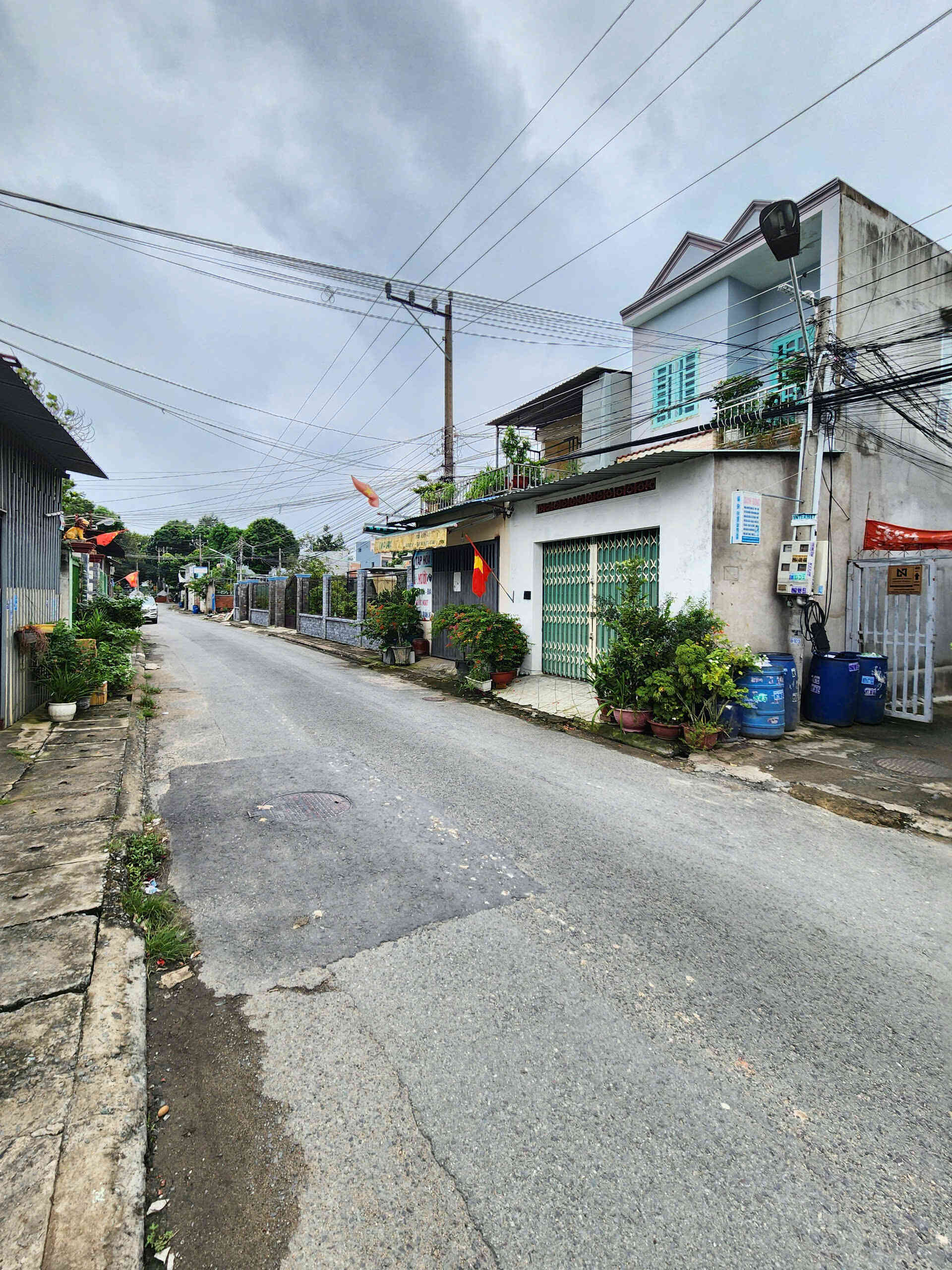 Bán đất 4.3x40m mặt tiền Nguyễn Công Trứ p.Đông Hòa gần Trường cấp 1,2