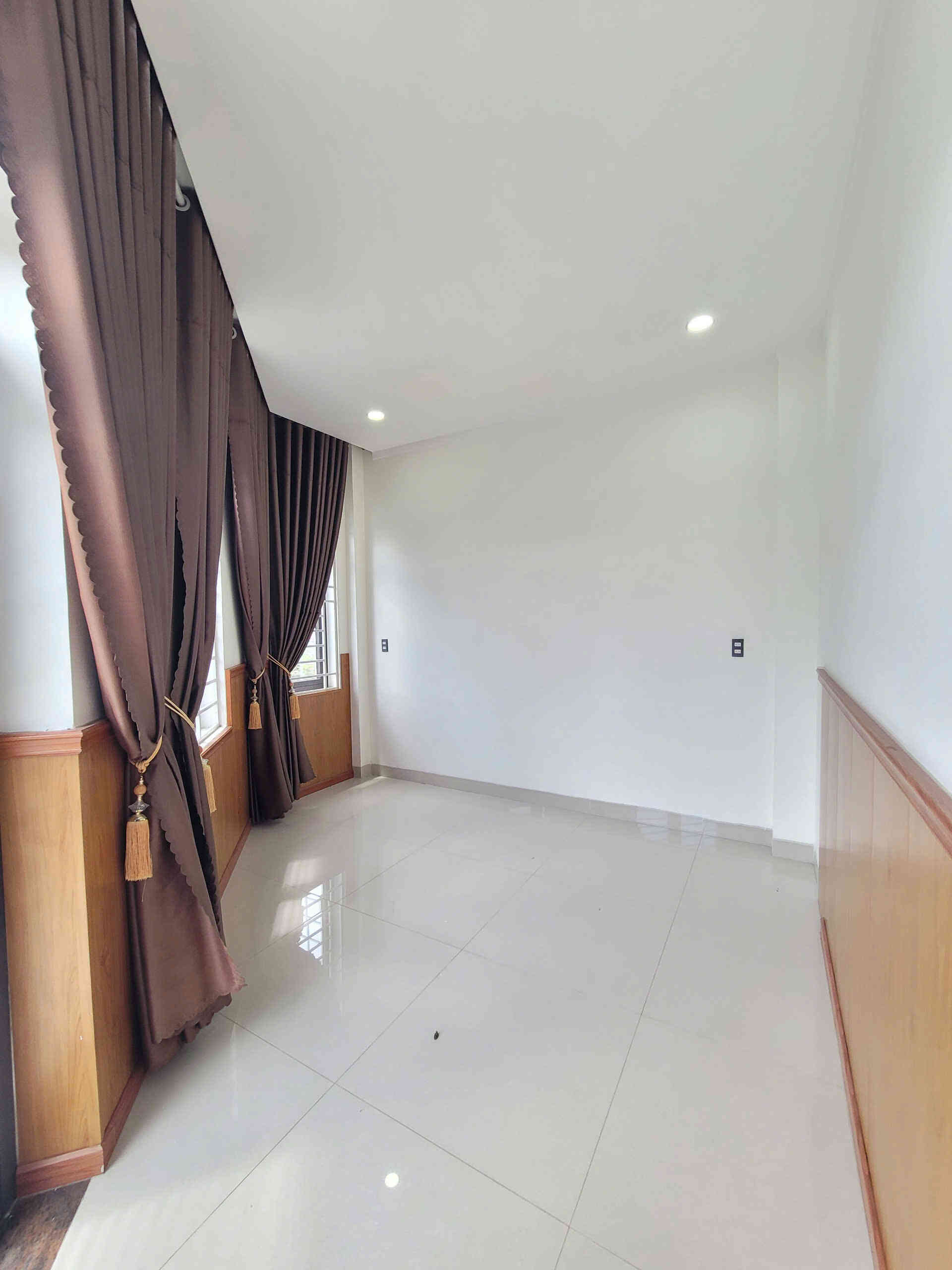 htl4947-(15)_optimized