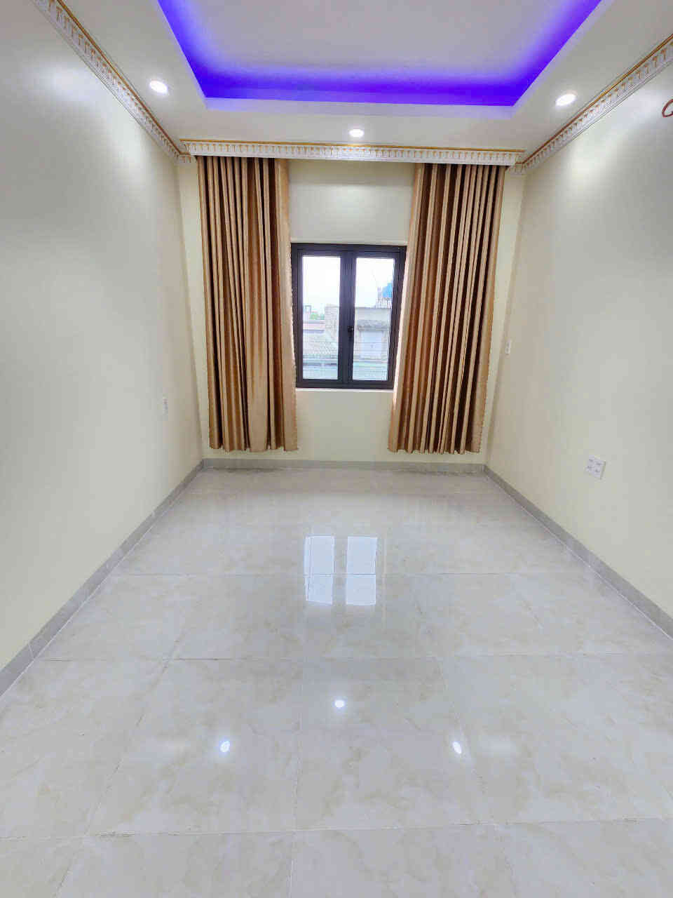 htl4954-(11)_optimized