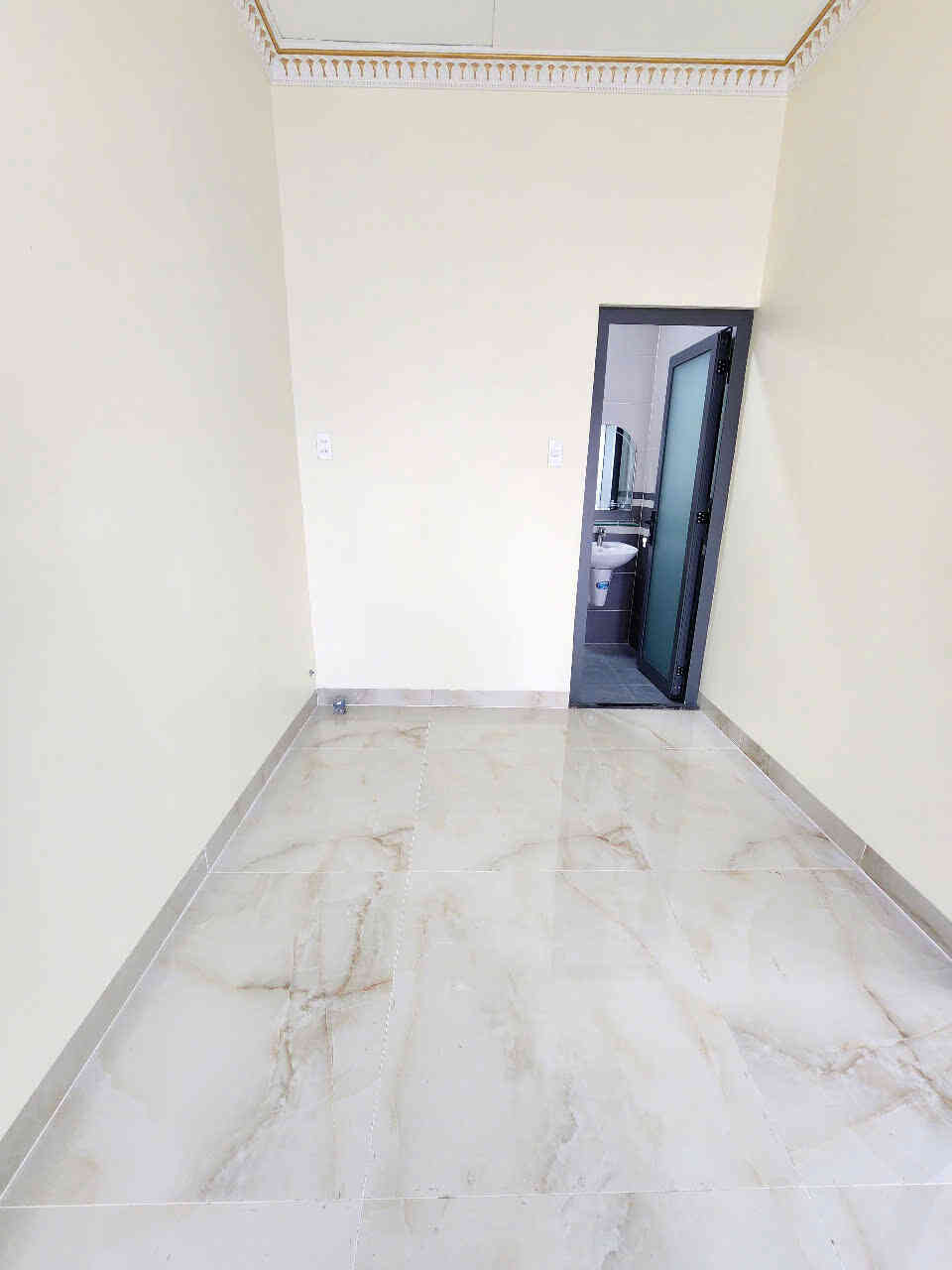 htl4954-(12)_optimized