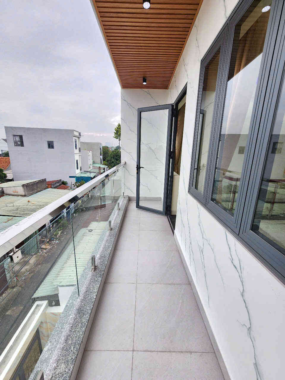 htl4954-(15)_optimized