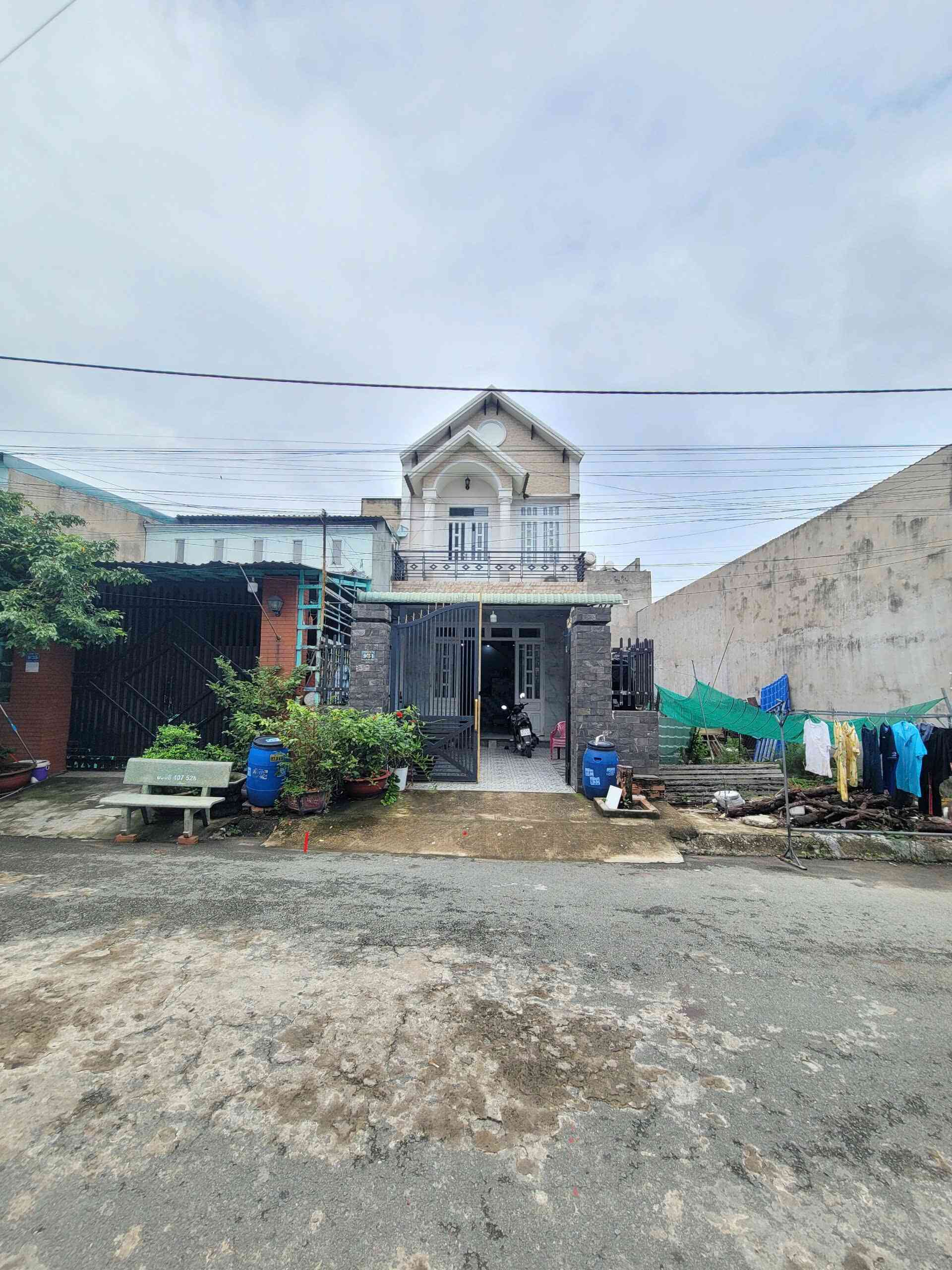 Bán nhà 1T1L 5x18.5m, hẻm Bình Hòa 11 gần Lotte Mark Lái Thiêu