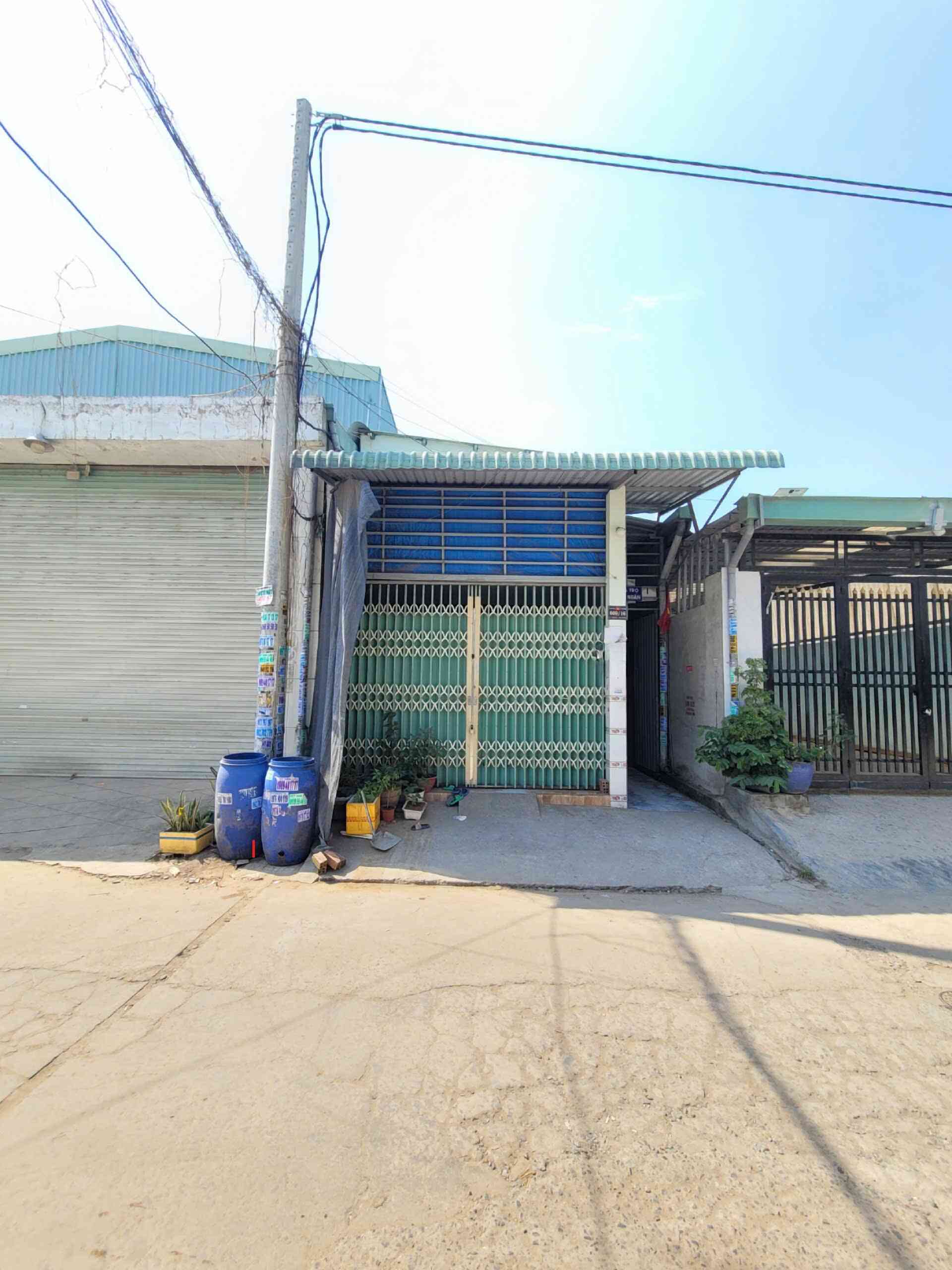 Bán dãy trọ 5x45m, hẻm Bình Chuẩn 34 chợ Bình Chuẩn A, thu 15tr/th