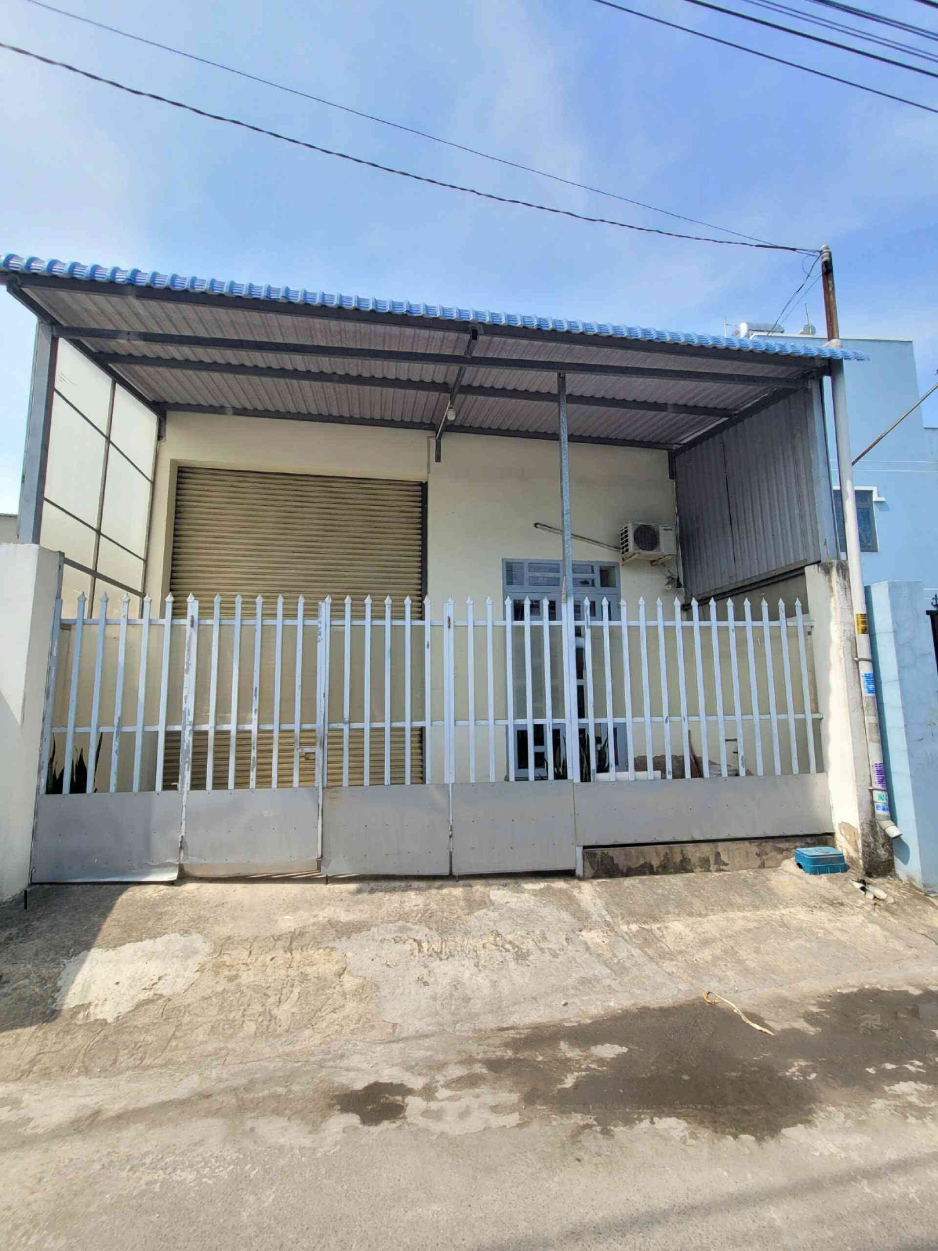 Bán kho xưởng 7x30m, hẻm ĐT.743B p.Tân Đông Hiệp gần Trung Tâm Y Tế Dĩ An