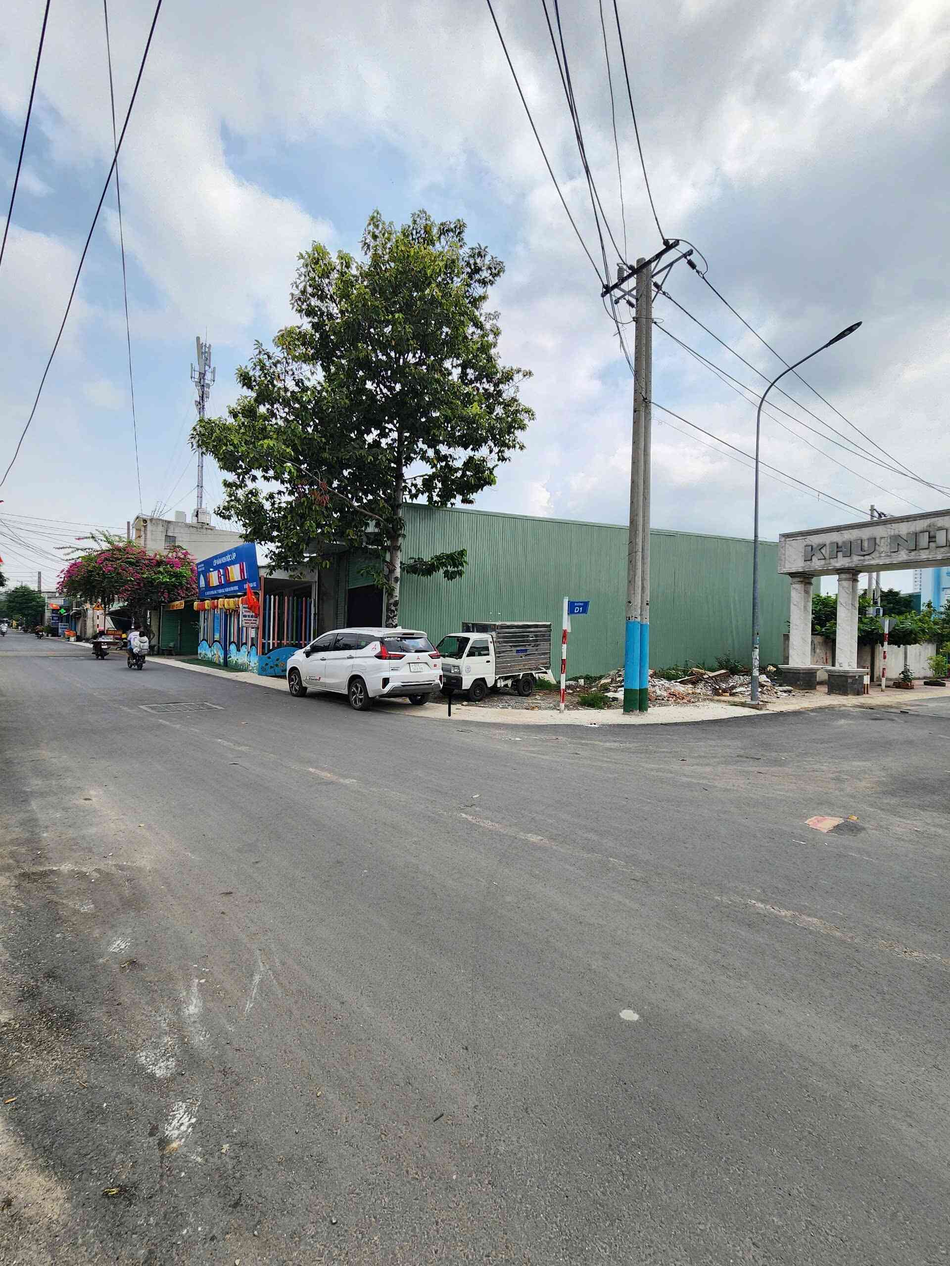 Bán lô góc 5x29.5m, mặt tiền Thuận Giao 19 gần p.Thuận Giao gần chợ Hòa Lân