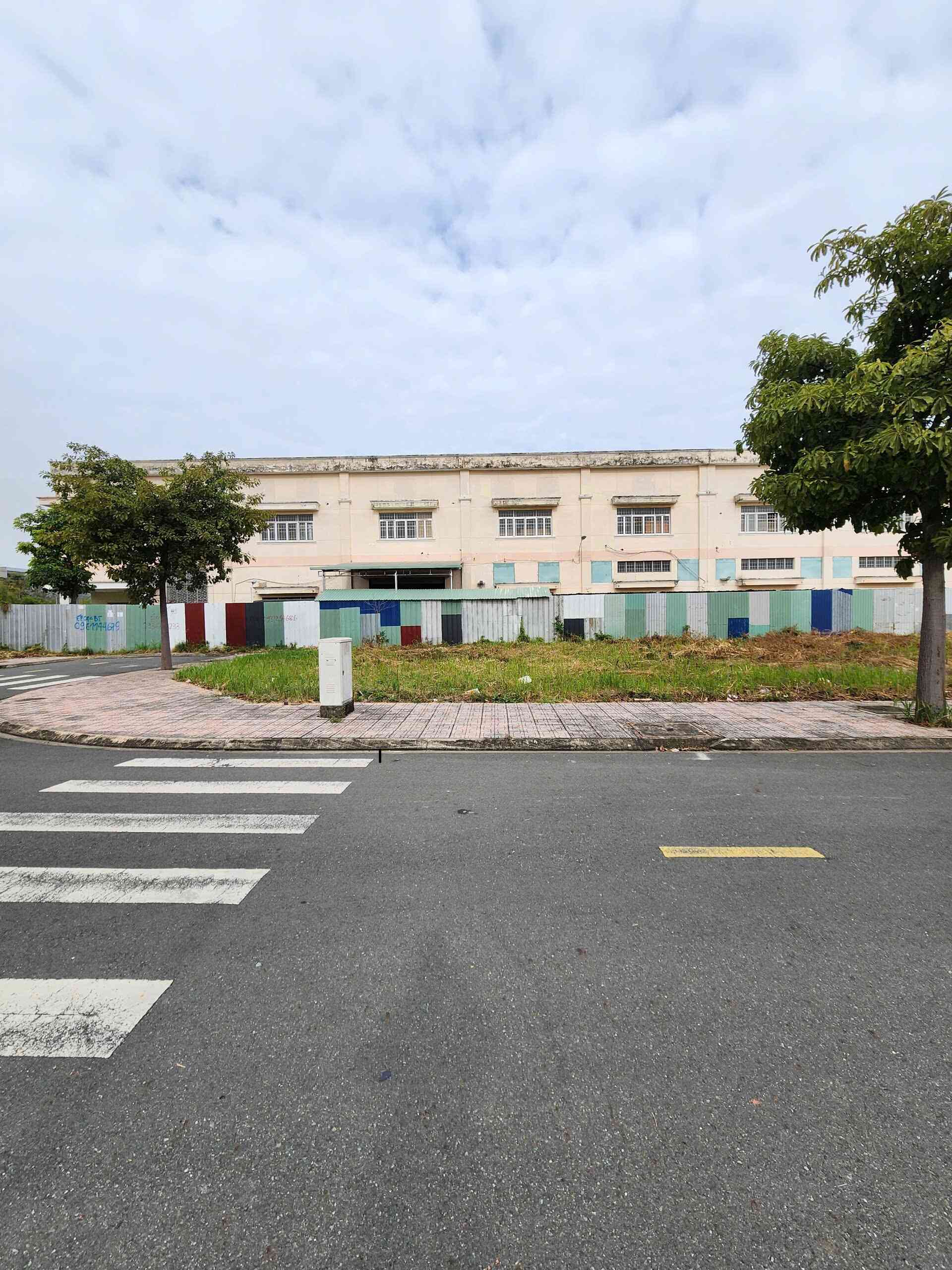 Bán đất 5x16m, đường D2 KDC Lê Phong An Phú 3 p.An Phú