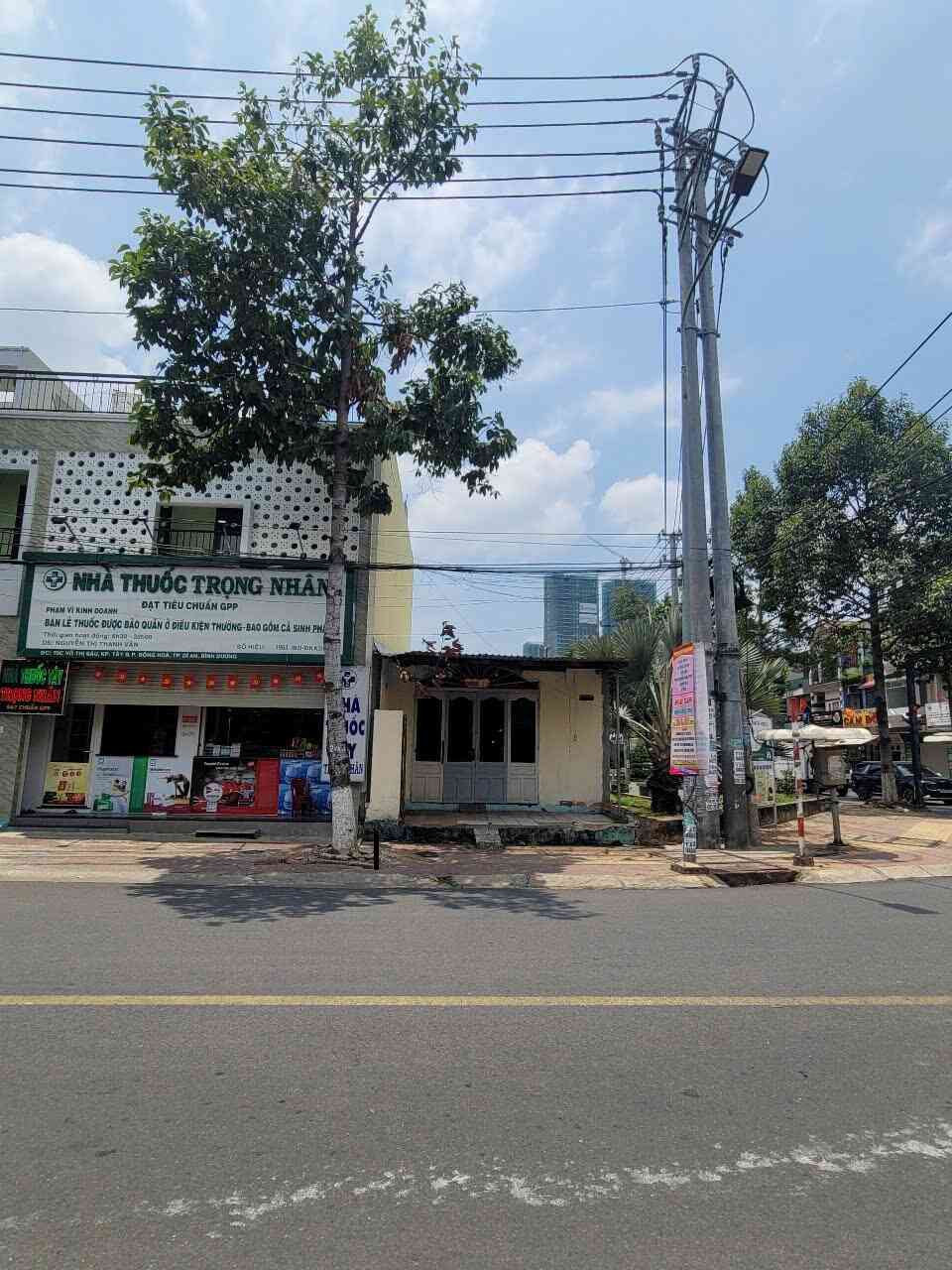 Bán căn góc cấp 4 (5x20m), mặt tiền Võ Thị Sáu p. Đông Hòa gần Go Dĩ An