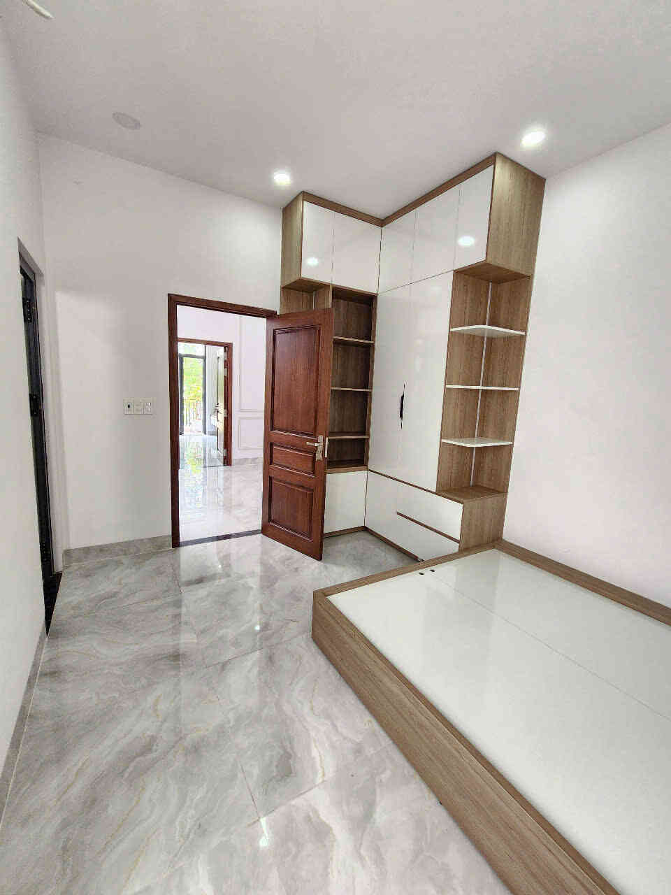 htl6400-(10)_optimized