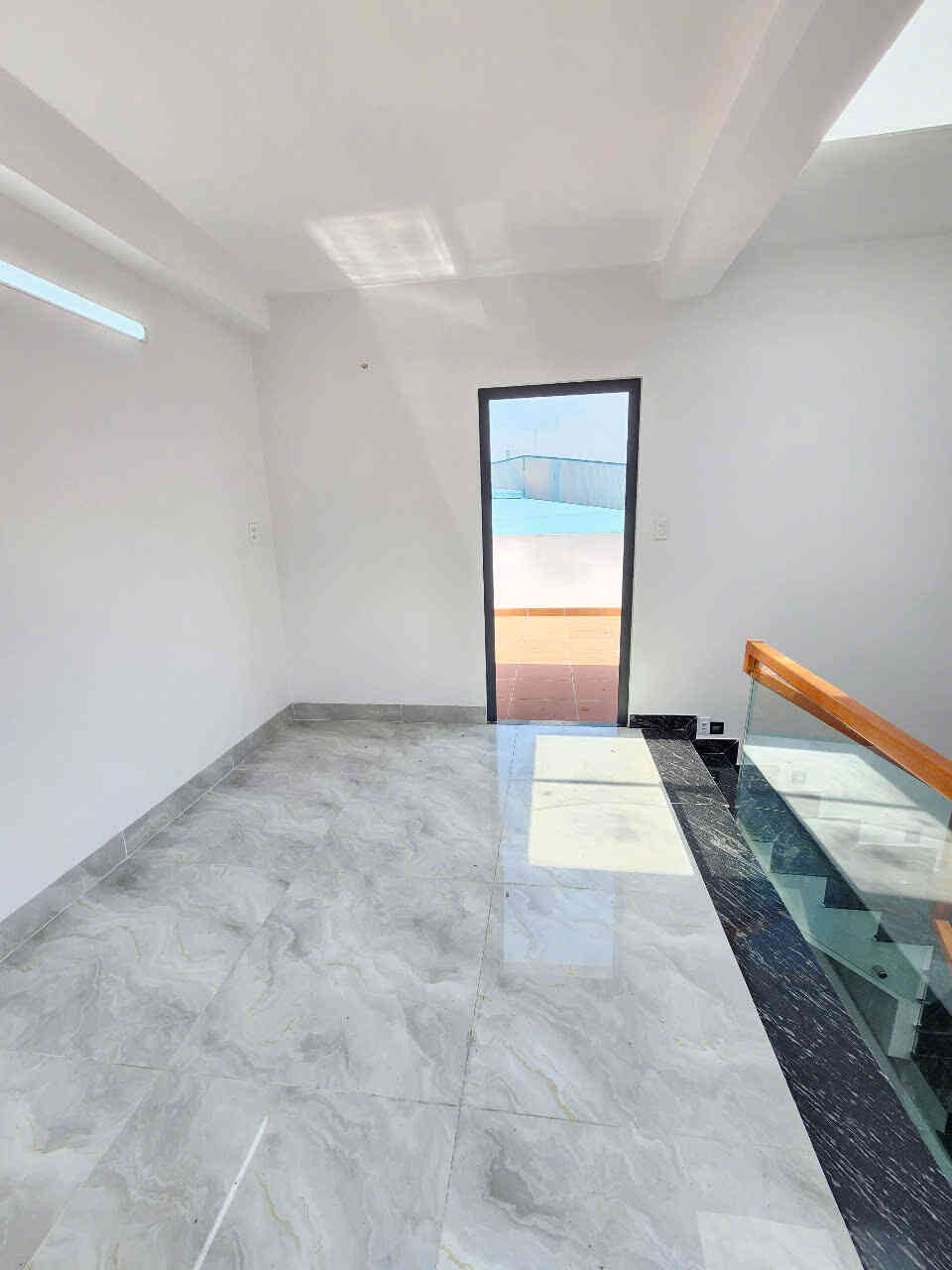 htl6400-(12)_optimized