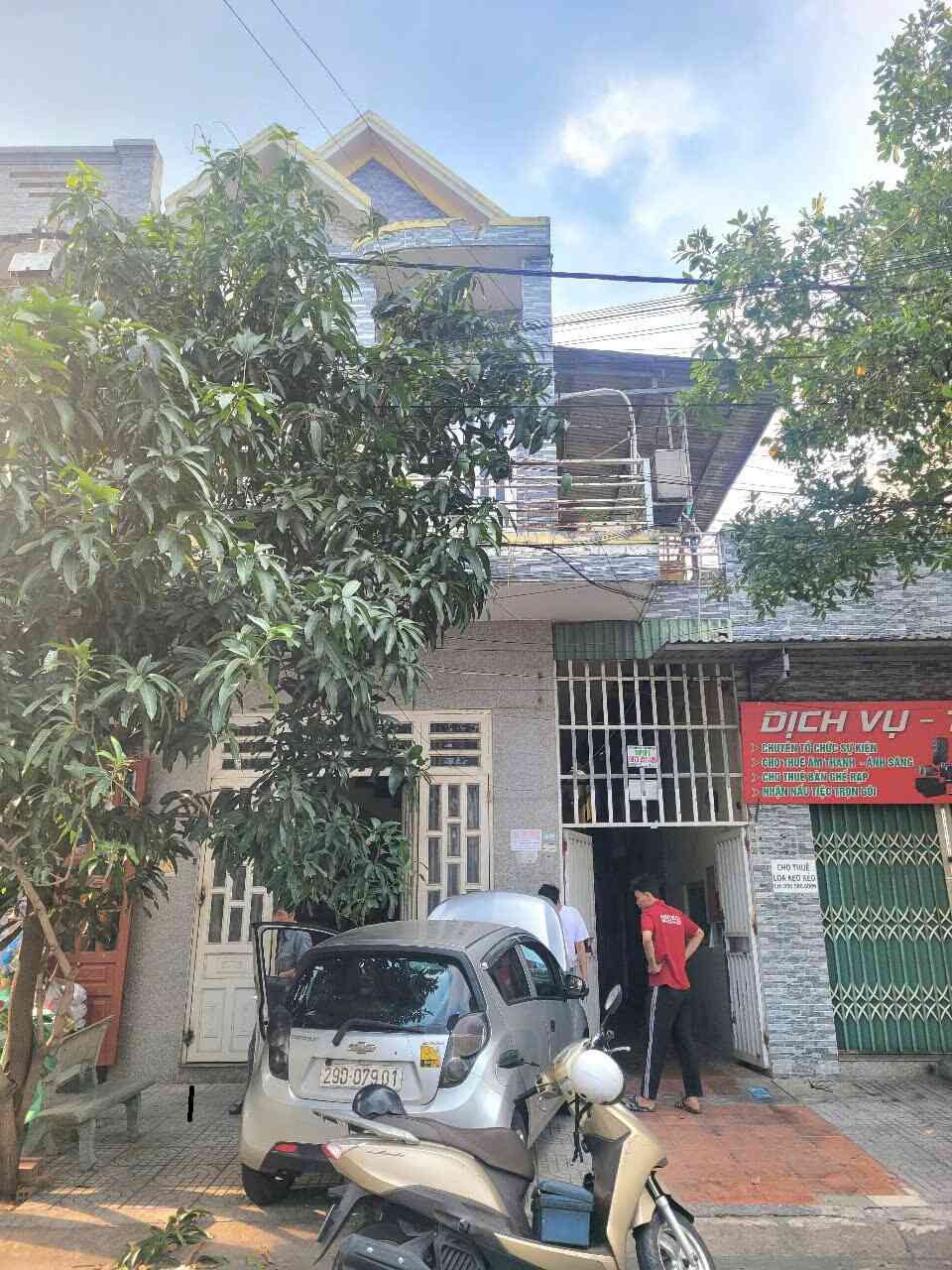 Bán nhà 1T1L và phòng trọ 5x30m, đường NA11 KDC Việt Sing p.Thuận Giao kế, thu 18tr/th