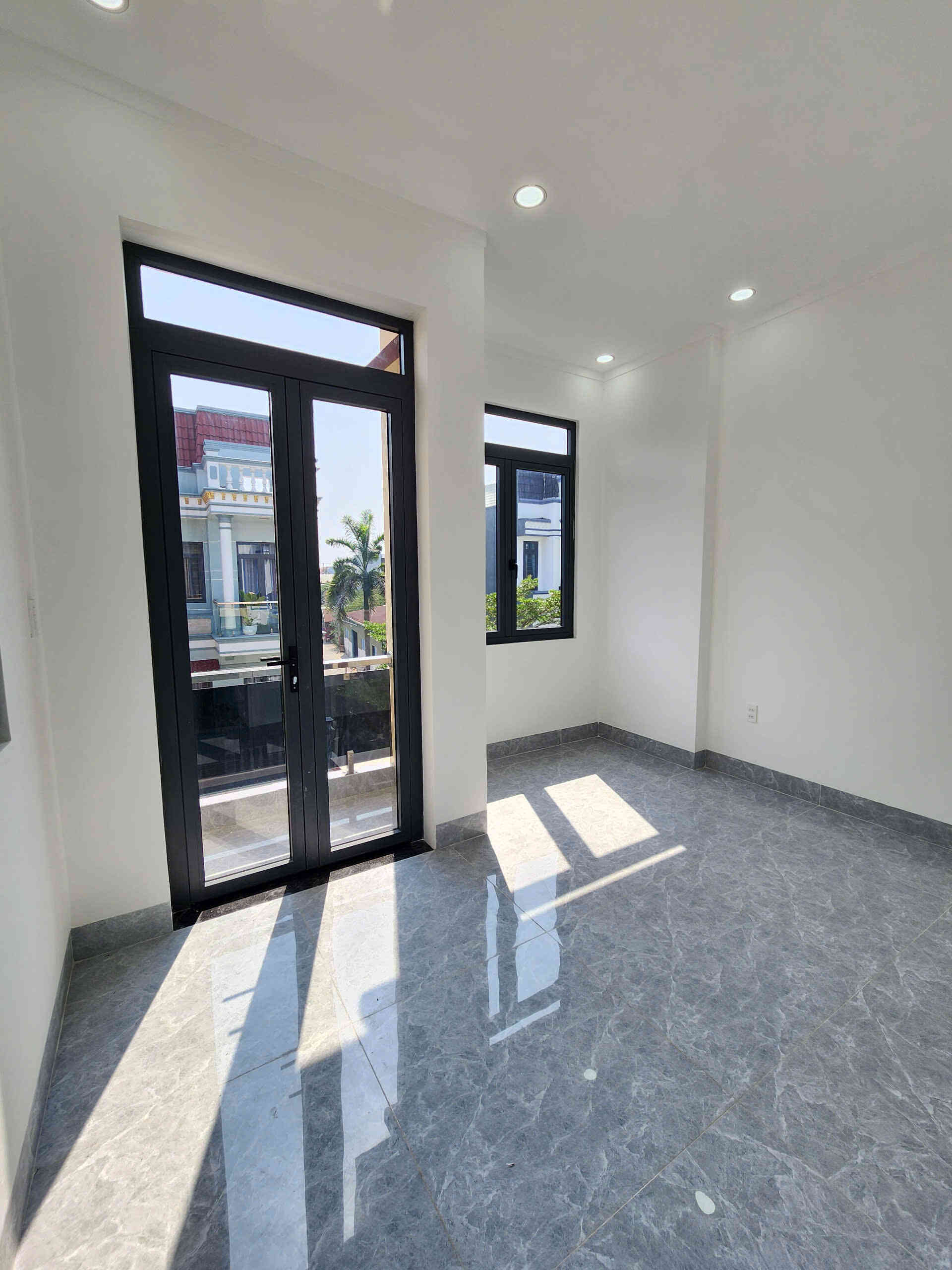 htl6459-(12)_optimized