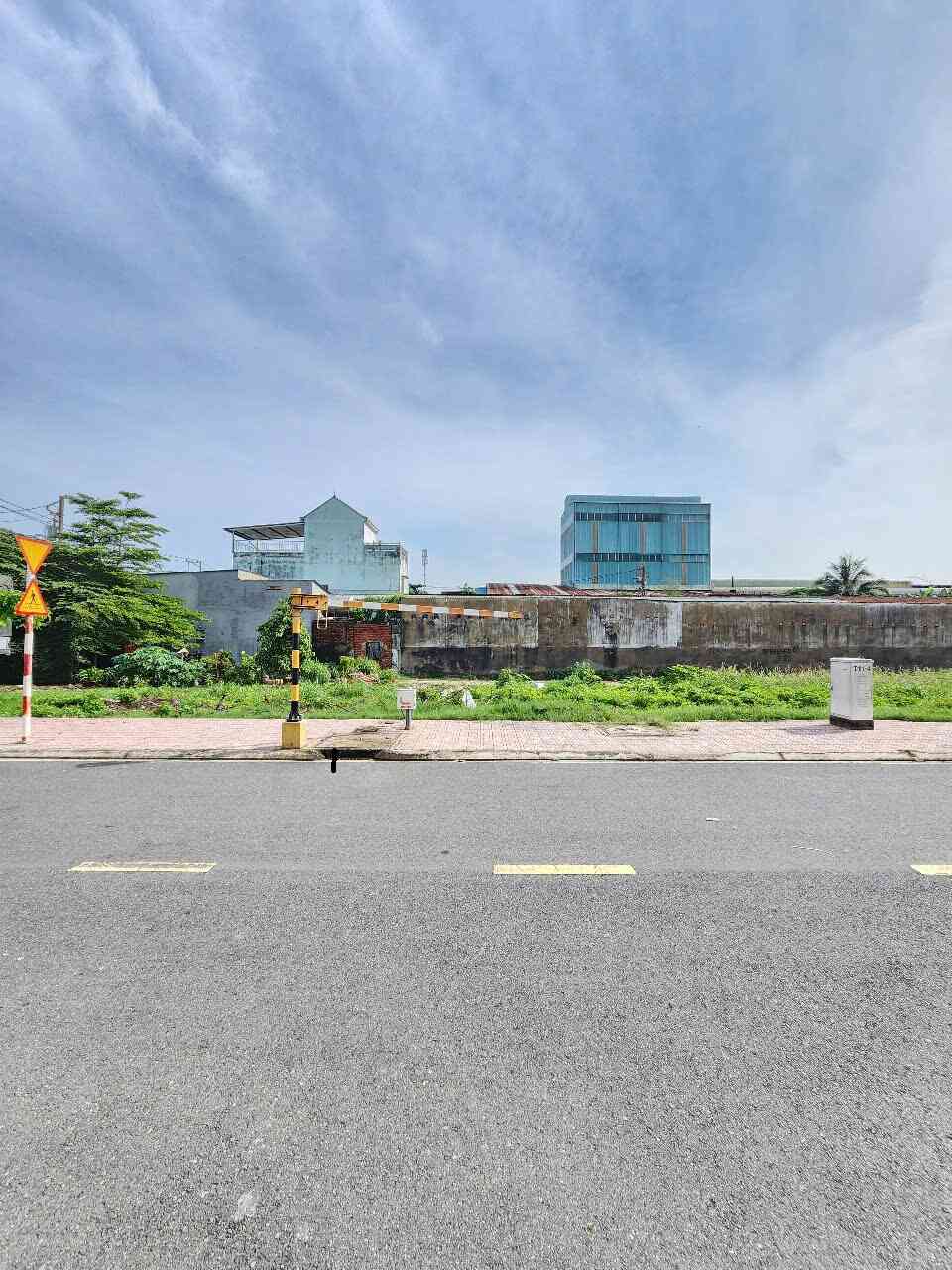 Bán đất (vị trí đẹp) 4x18.8m, đường N1 KDC Lê Phong An Phú 1 p.An Phú