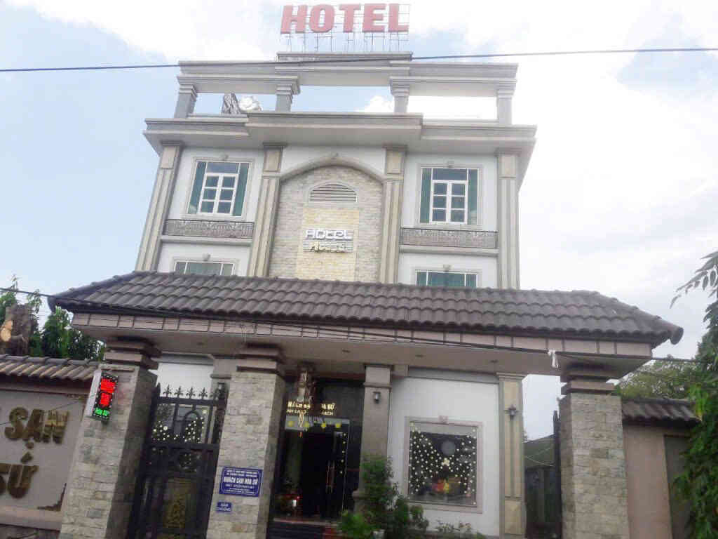 Bán khách sạn 1T2L 19.4x30m hoàn công, mặt tiền Thuận Giao 9 p.Thuận Giao, thu 100tr/th