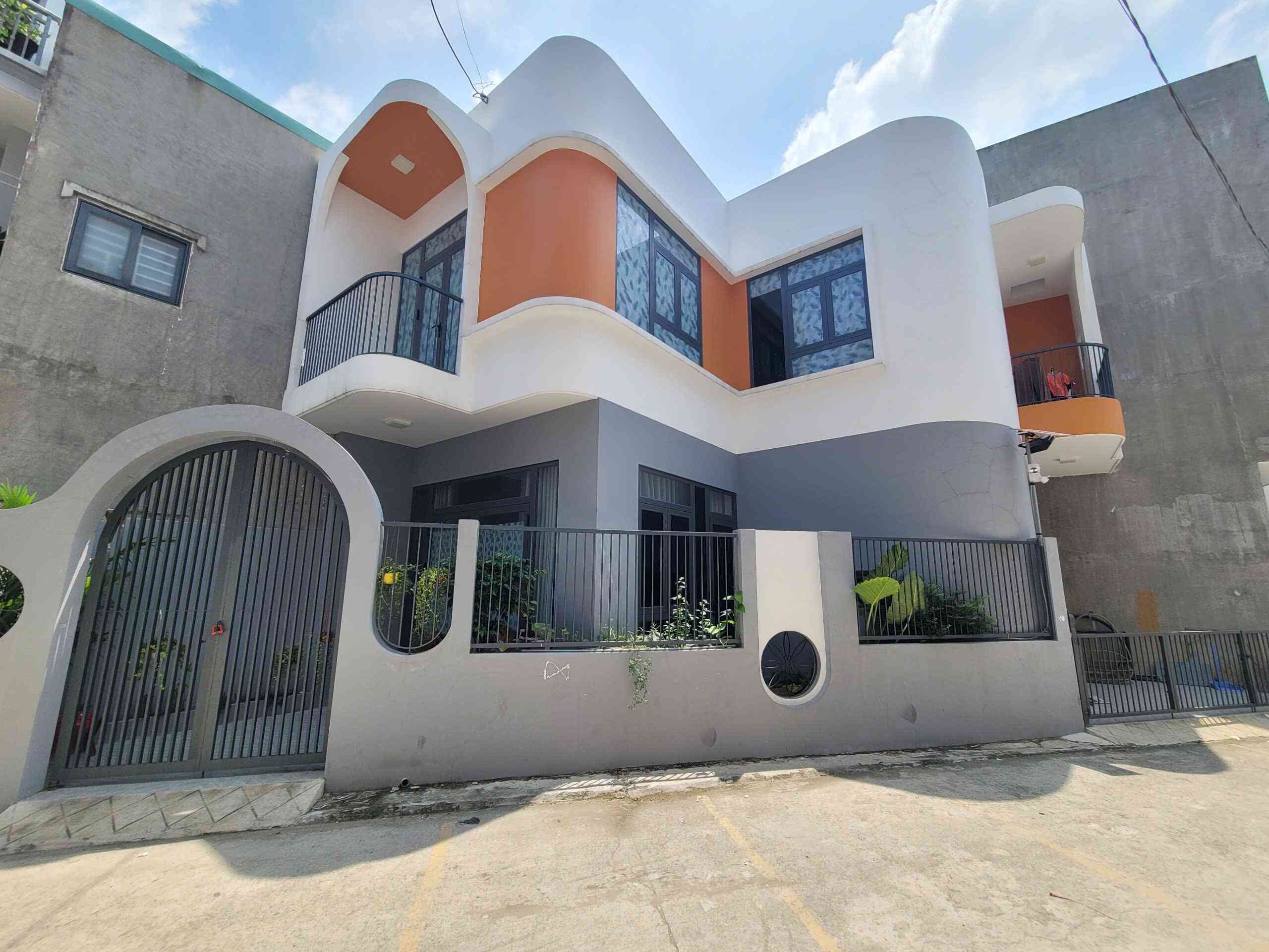 Bán nhà mới 1T1L 17x12m hoàn công, hẻm Nguyễn Tri Phương p. Bửu Hòa, full nội thất