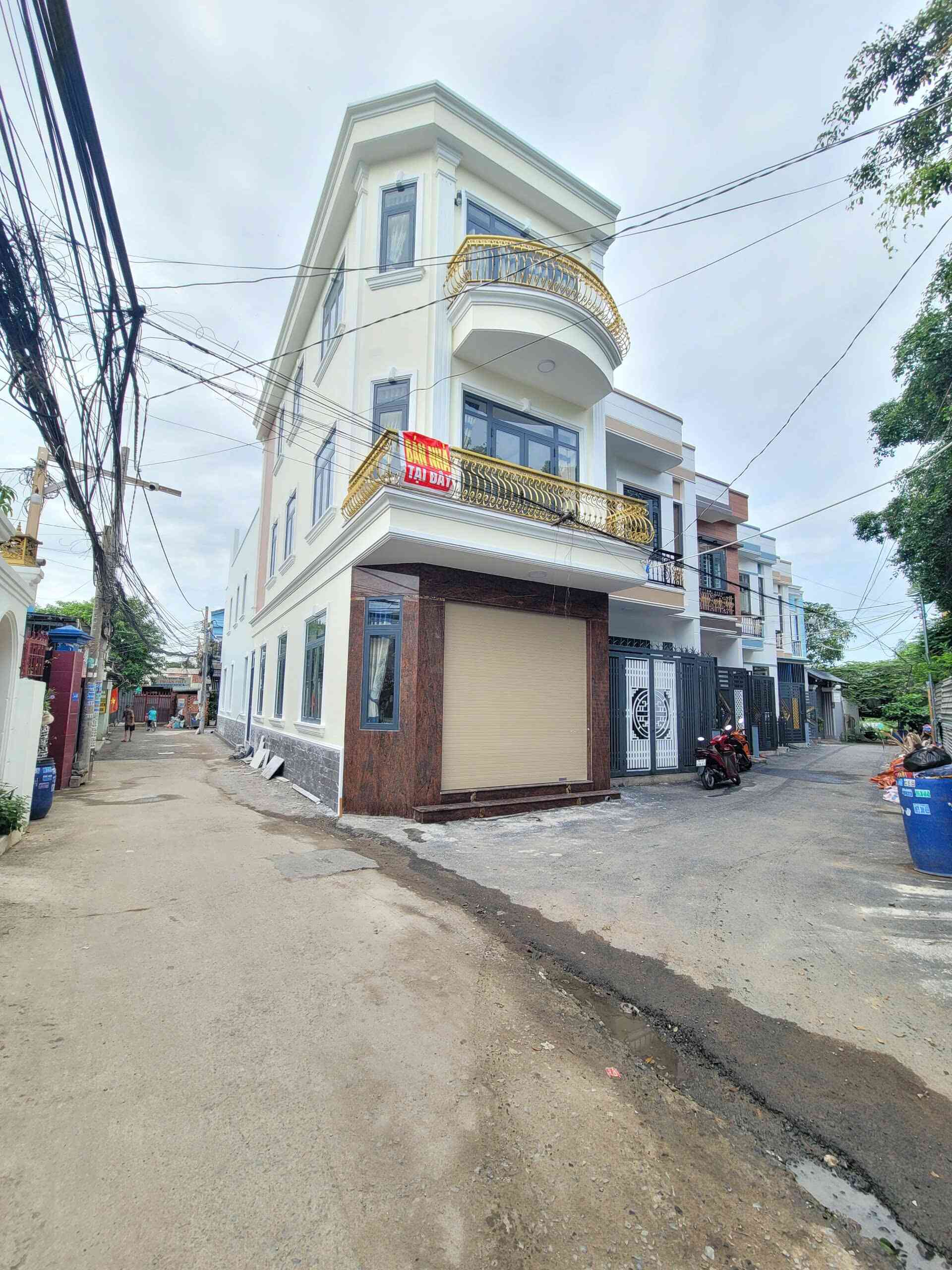 Bán căn góc mới 1T2L 4.8x12.3m hoàn công, hẻm Hoàng Minh Chánh p. Hóa An