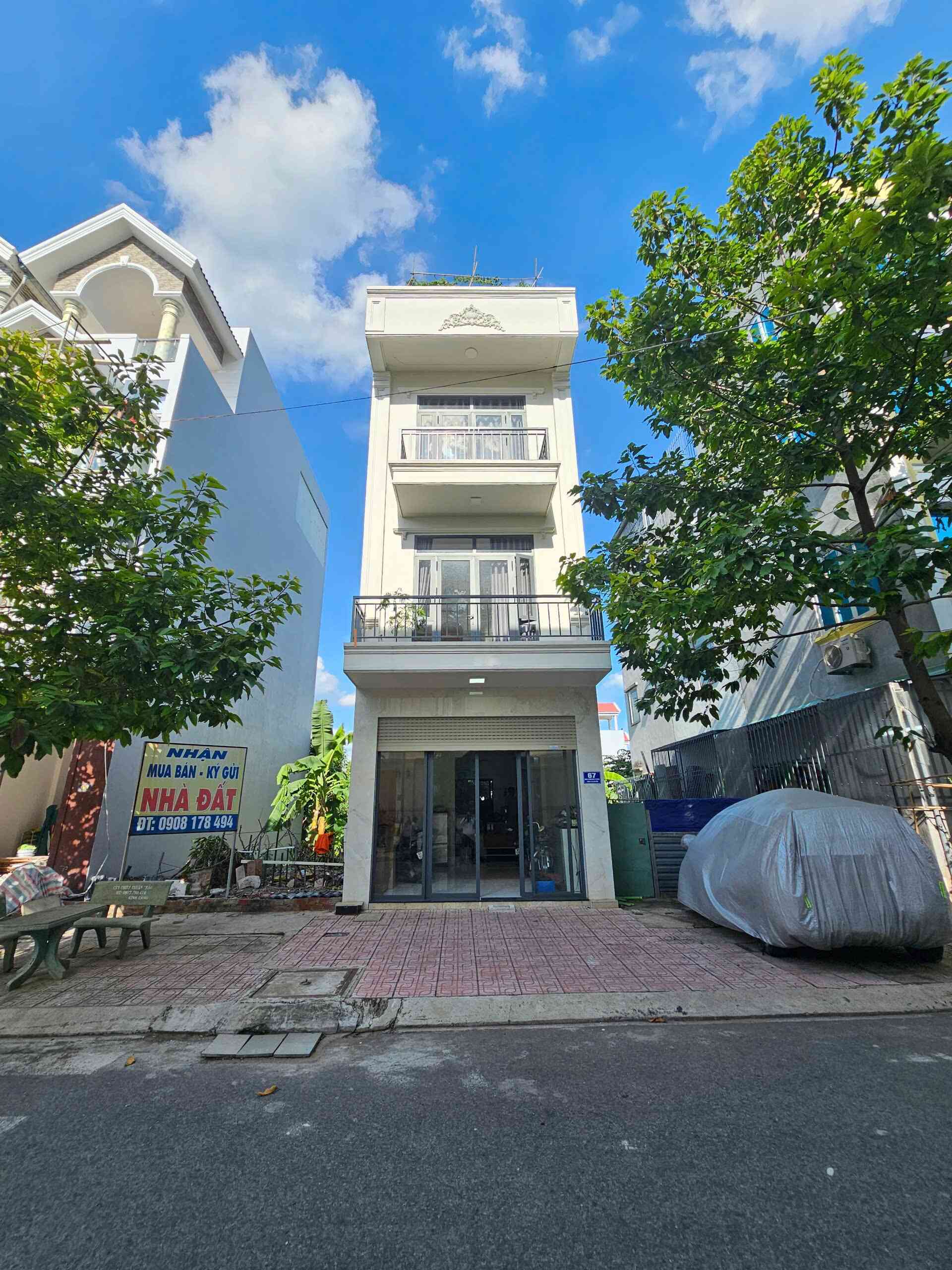 Bán nhà 1T2L 4.5x16.4m, đường D1 KDC Phú Hồng Thịnh 6 p. Bình An