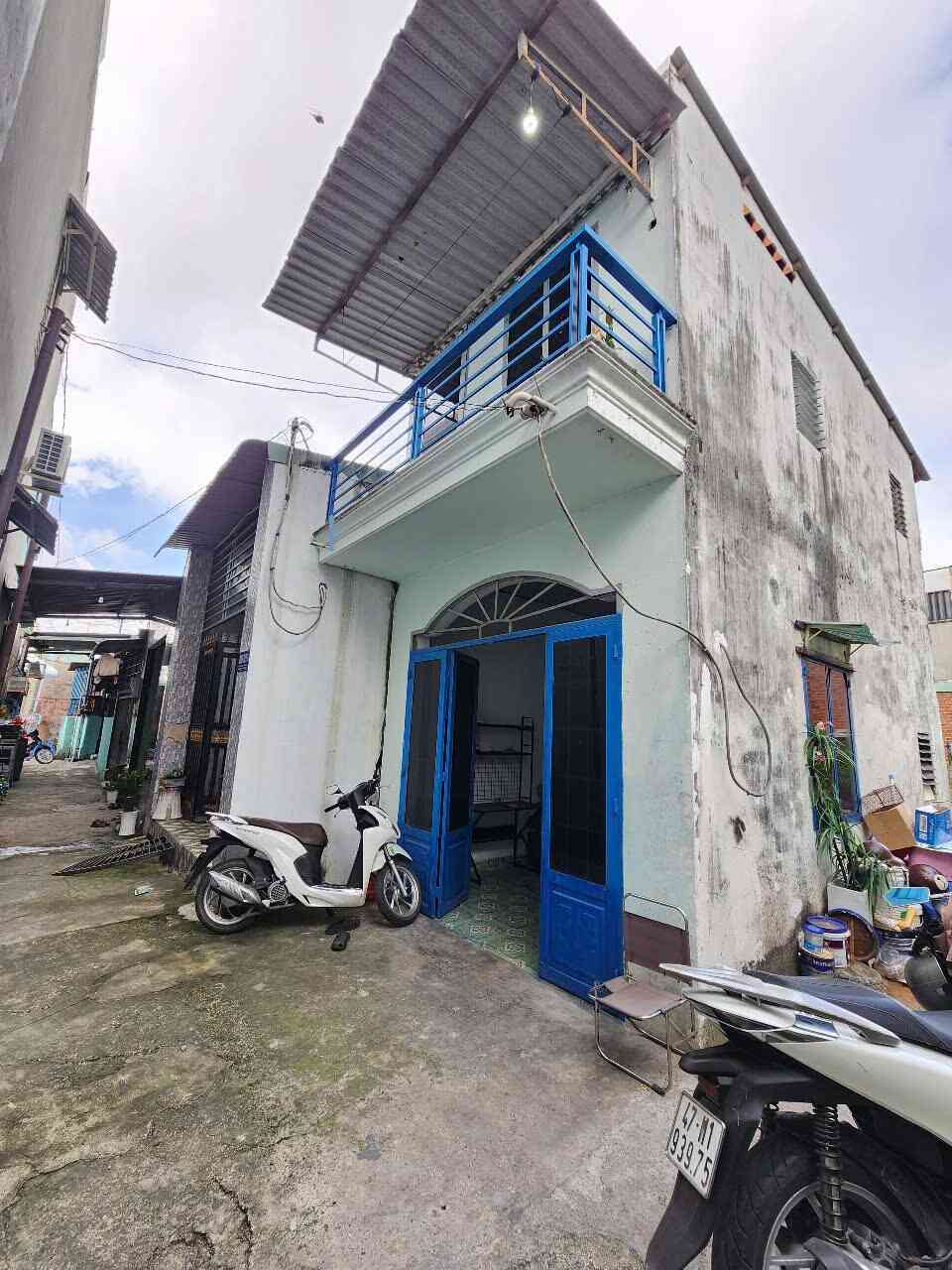 Bán nhà cấp 4 (4.2x18.5m), hẻm Nguyễn Đức Thiệu p. Dĩ An gần chợ Xóm Nghèo