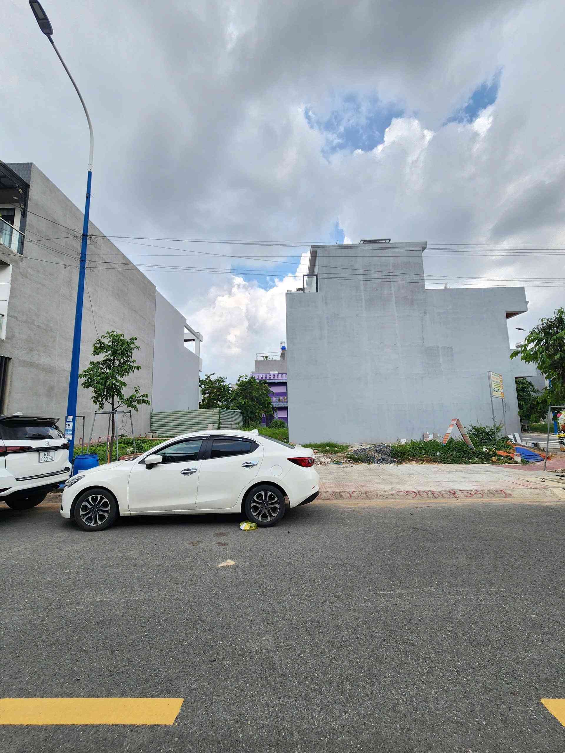 Bán đất 5x12m, đường D1 KDC Đông Hòa C p. Đông Hòa gần trường cấp 1