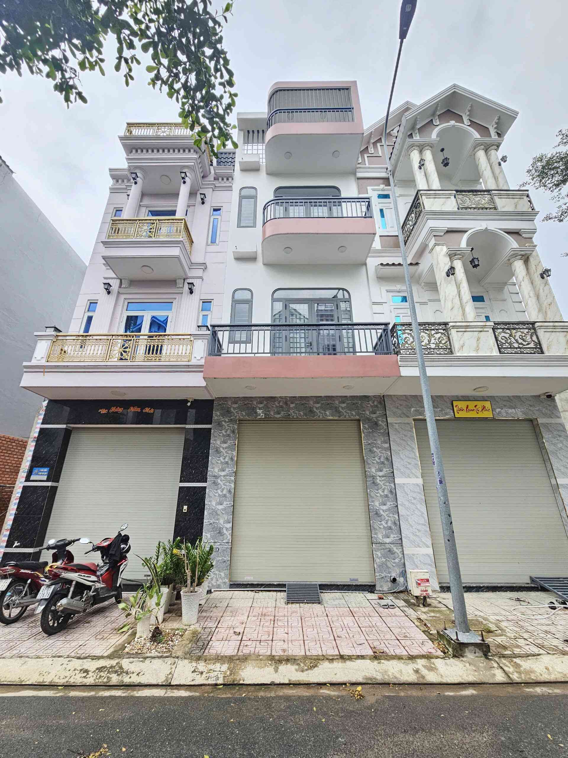 Bán nhà 1T2L 4x15m, đường D3 KDC Phú Hồng Khang p. Bình Chuẩn