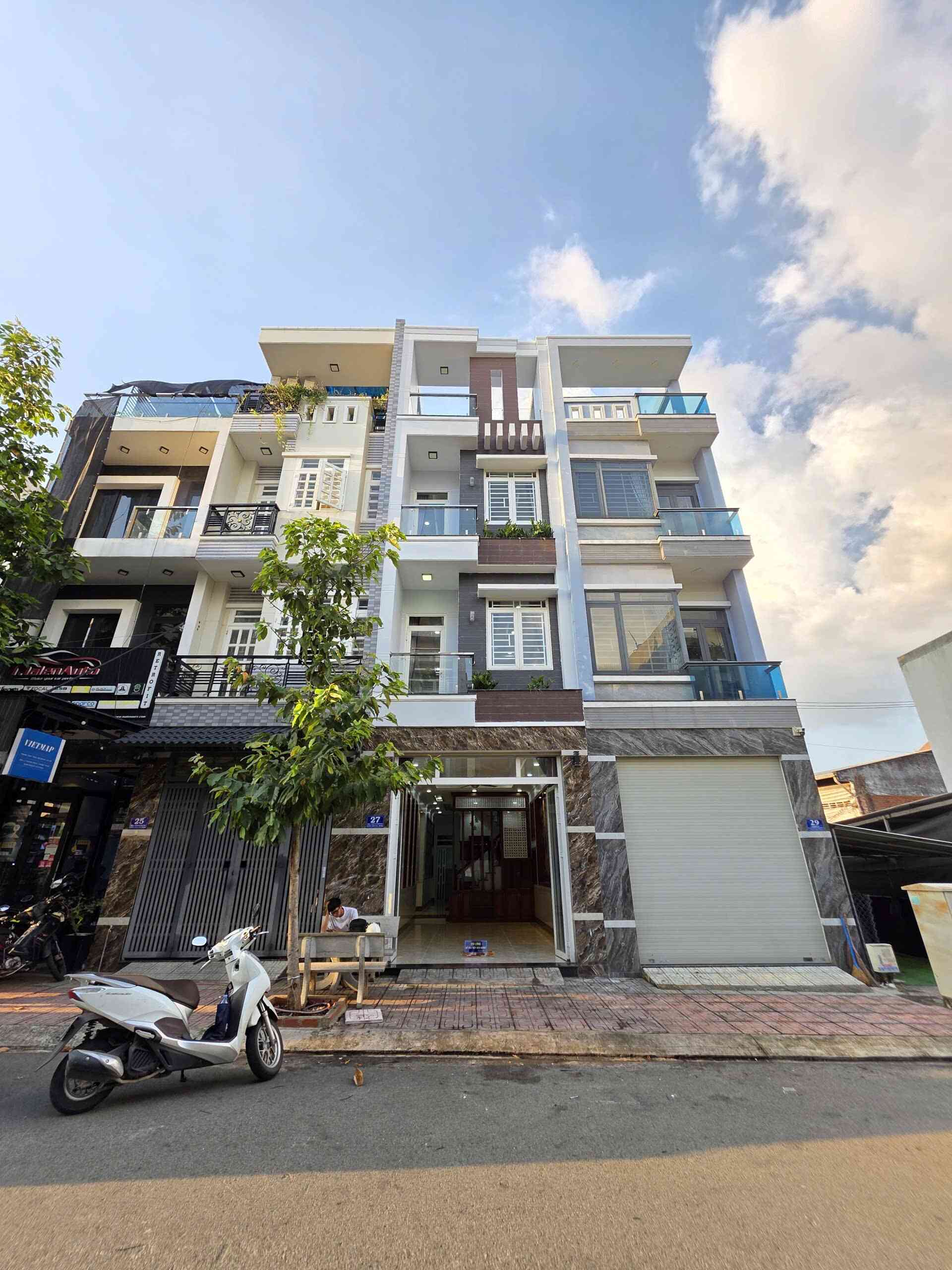 Bán nhà 1T3L 4x16.7m hoàn công, đường N1 KDC Phú Hồng Thịnh 6 p.Bình An