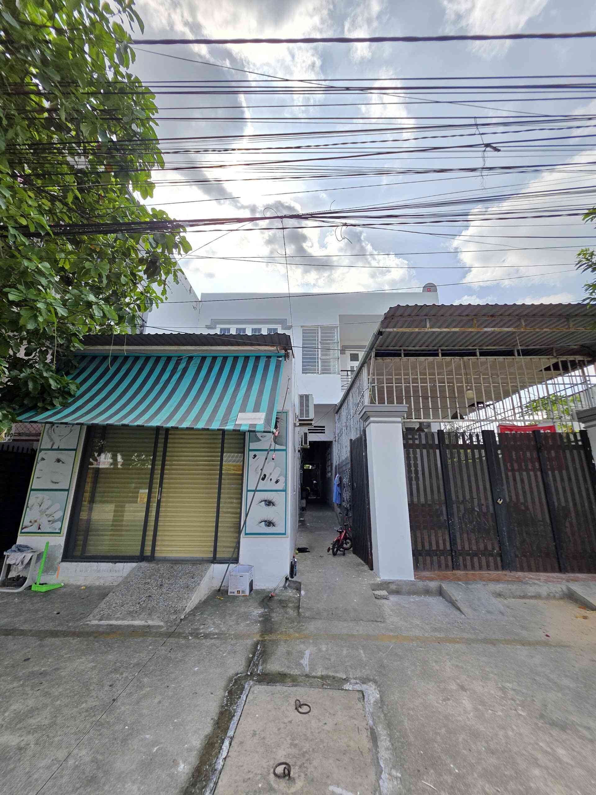 Bán nhà 1T1L và phòng trọ 10x30m, đường D37 KDC Việt Sing p. An Phú, thu 24tr/th