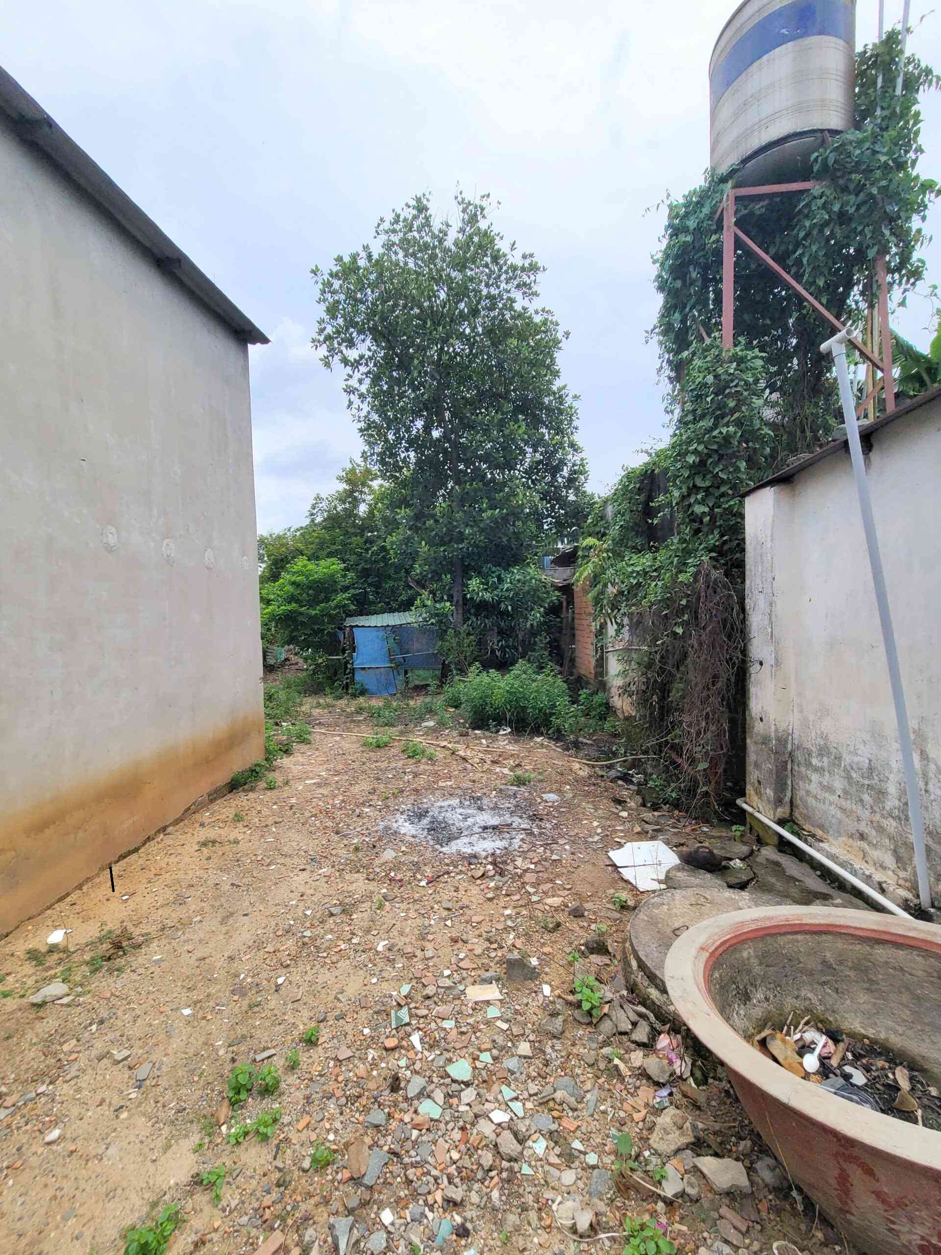 Bán đất 20x28.5m, hẻm QL13 p. Thuận Giao gần Siêu Thị Mega Market