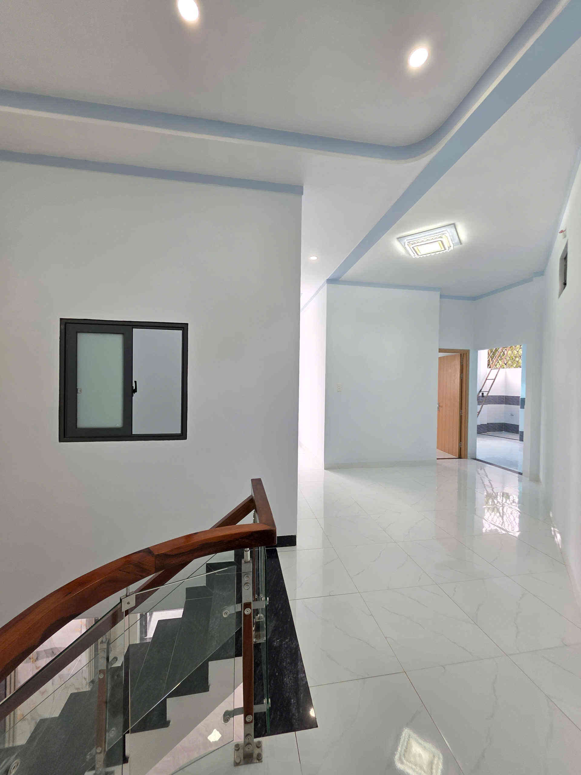 htl7404-(11)_optimized