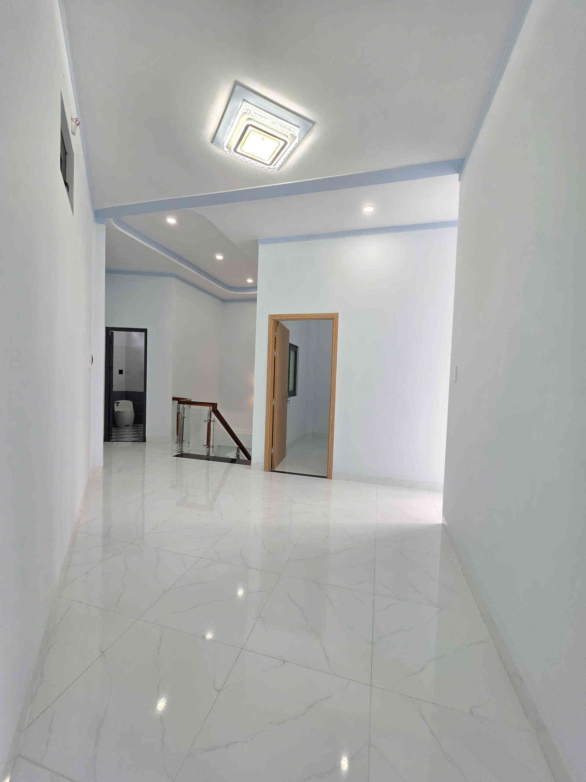 htl7404-(12)_optimized