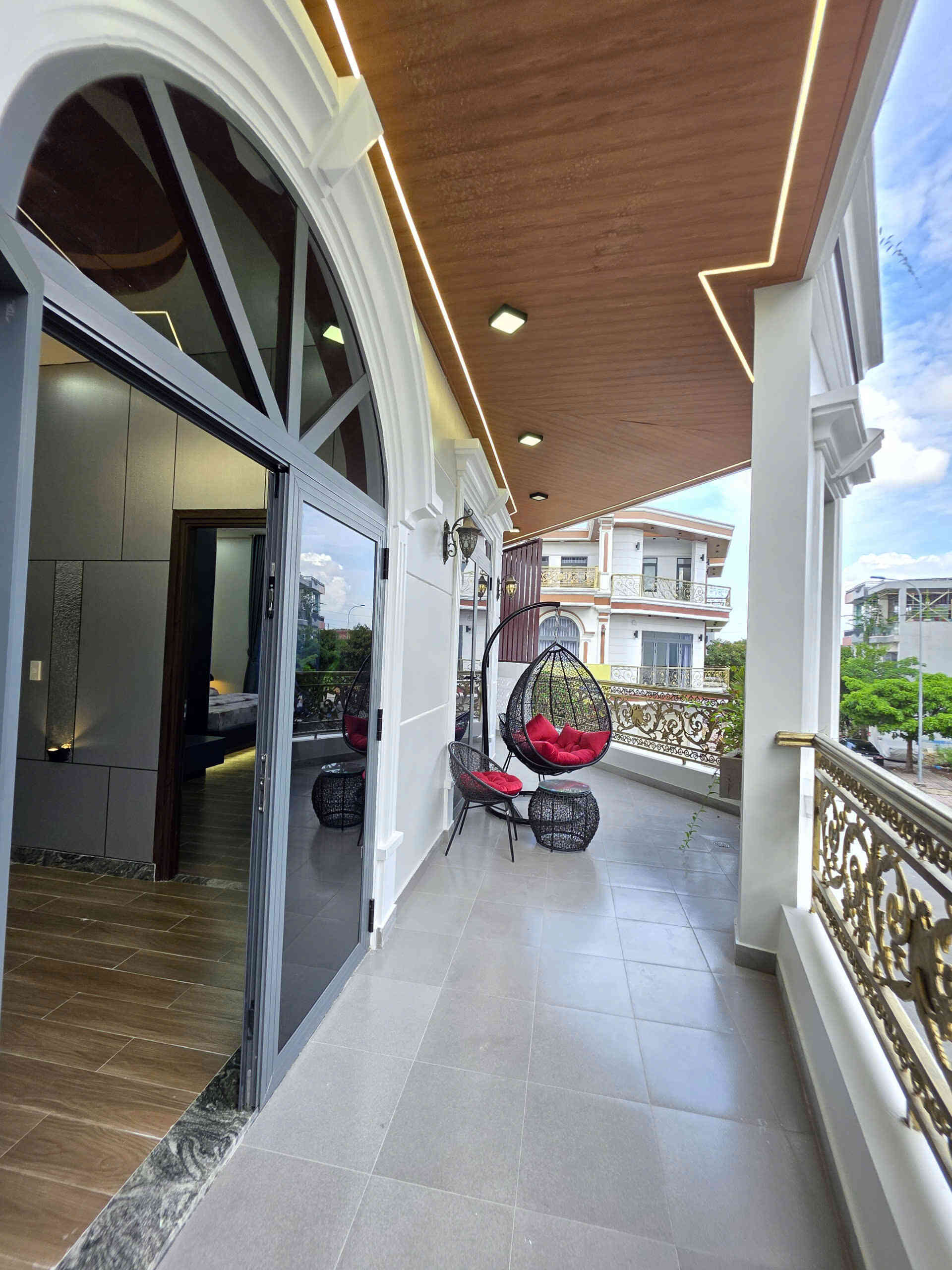 htl2242-(15)_optimized