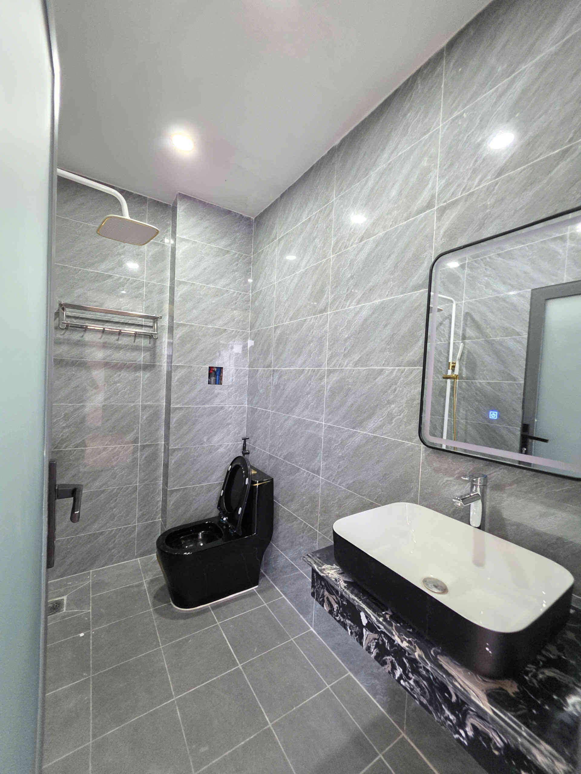 htl2242-(19)_optimized