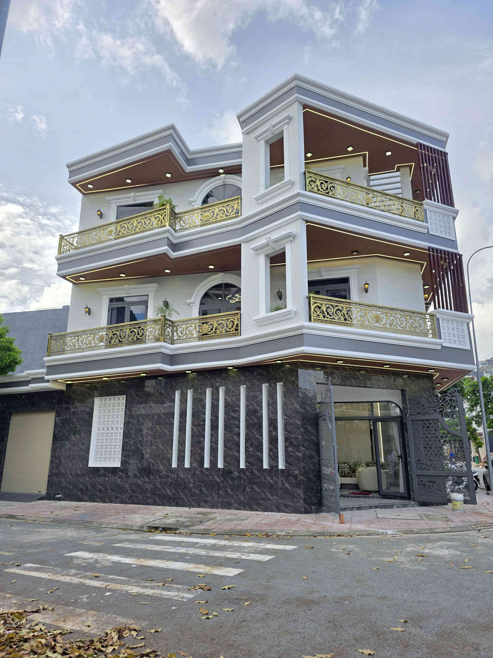 htl2242-(3)_optimized