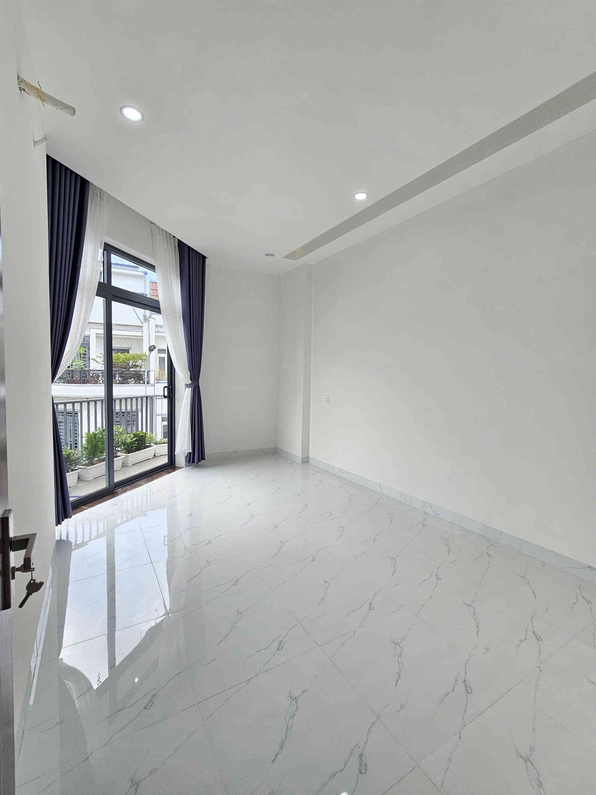 htl5922-(15)_optimized