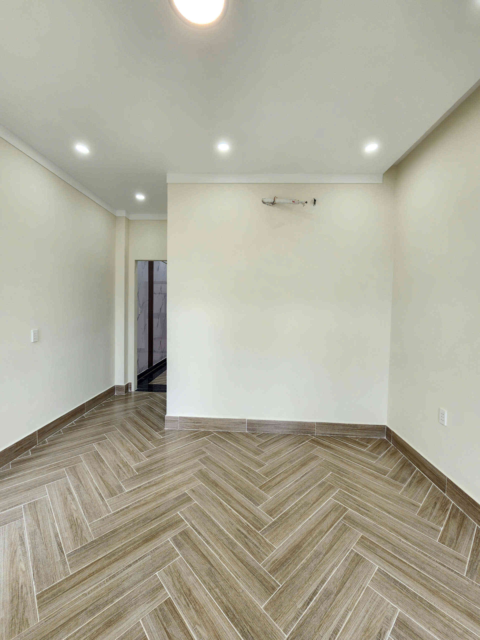 htl6593-(11)_optimized