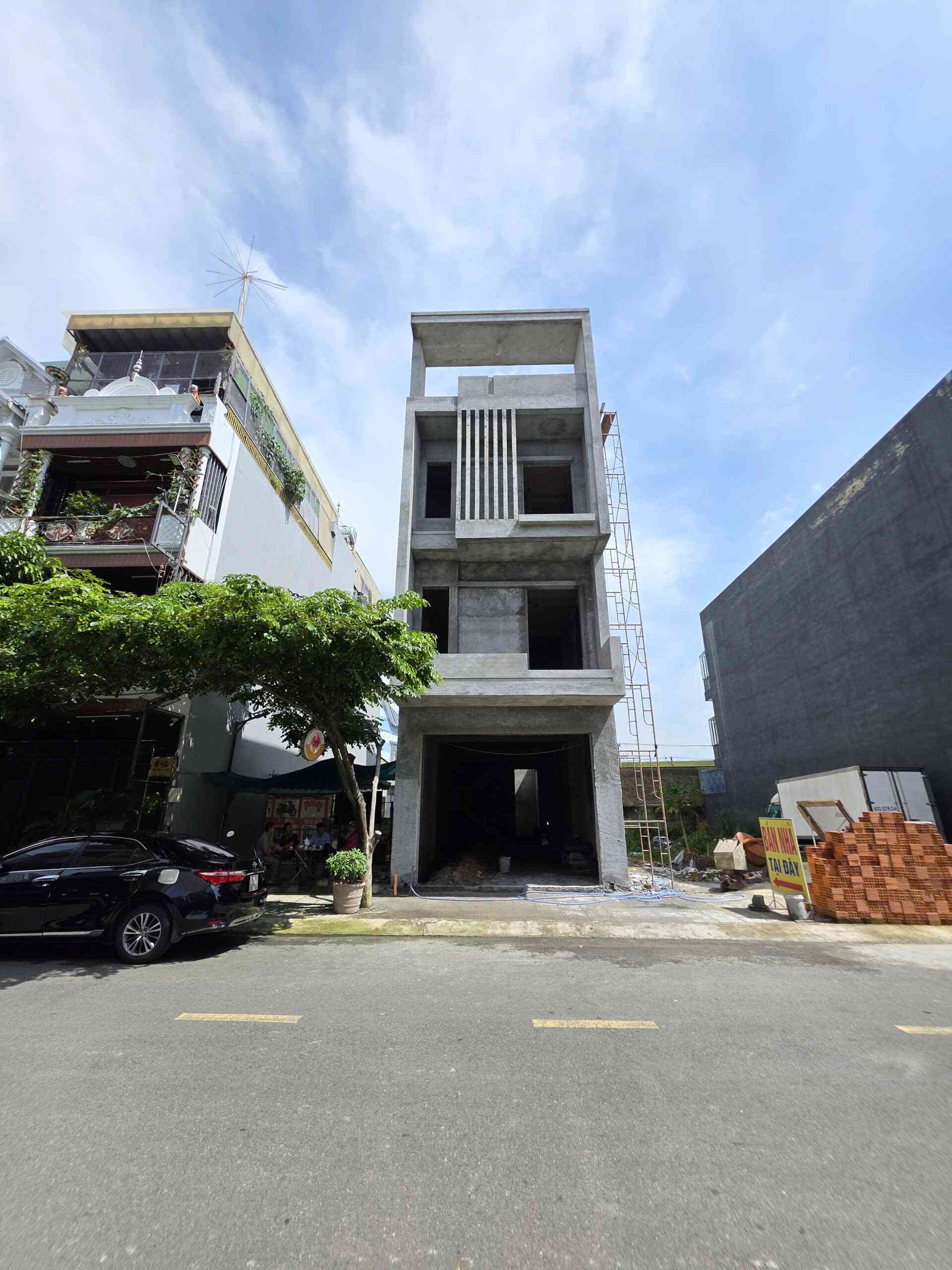 Bán nhà mới 1T2L 5x23m, đường N1 KDC The Suncity p.An Phú, full nội thất