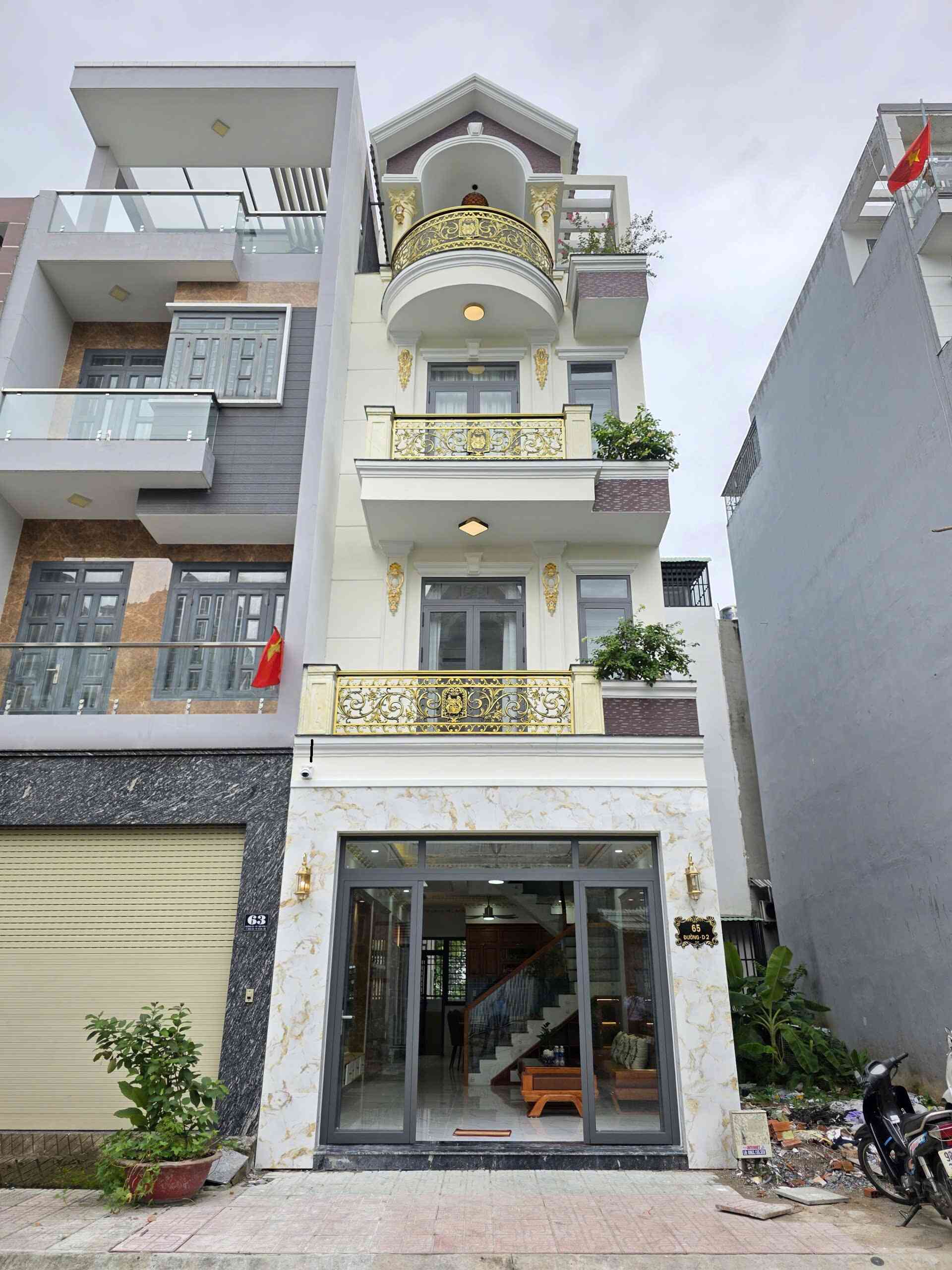 Bán nhà mới 1T3L 4.5x13.5m hoàn công, đường D2 KDC Phú Hồng Thịnh 6, full nội thất