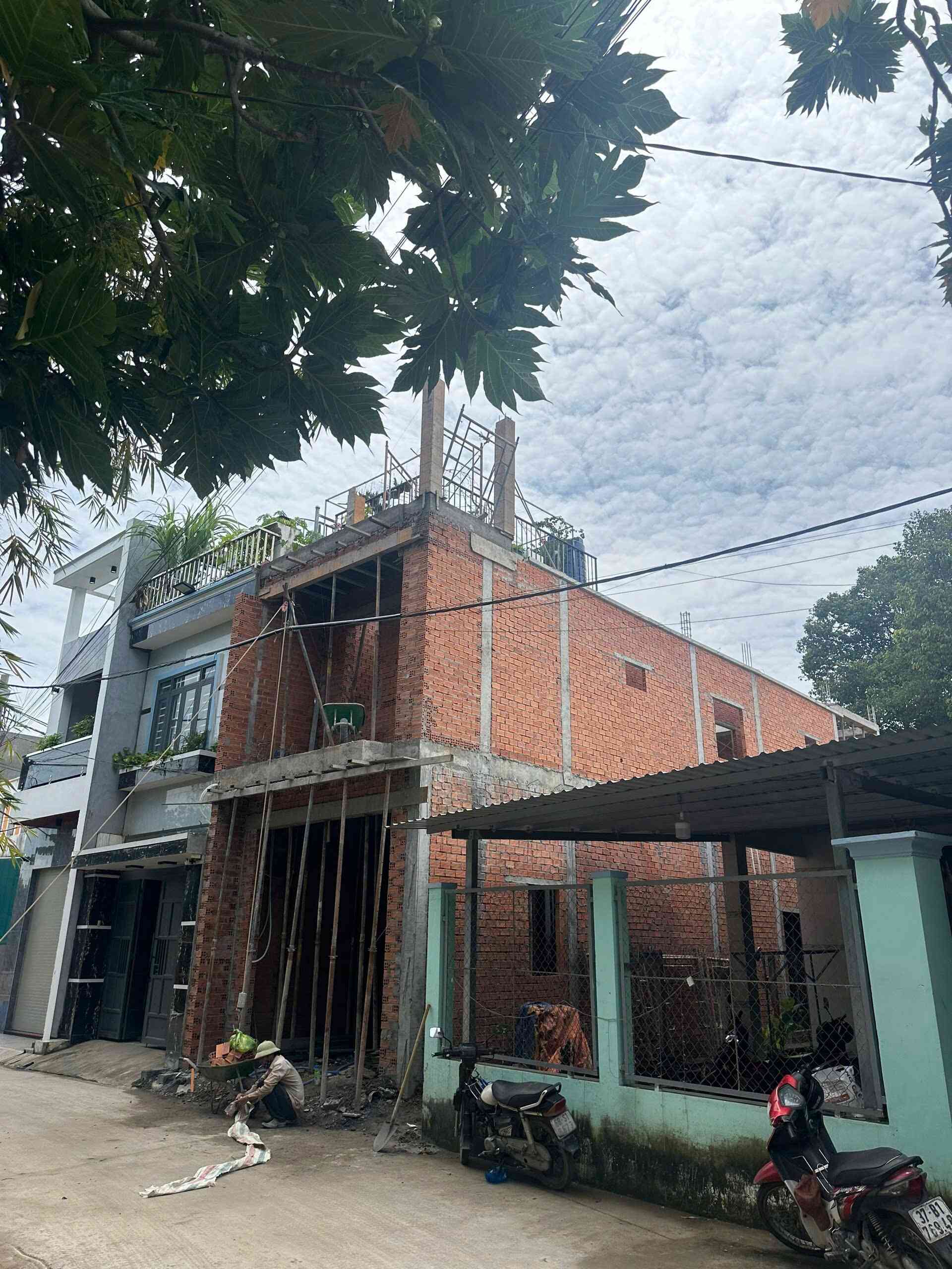 Bán nhà 1T2L 4.7x18m, hẻm Phạm Văn Diêu p .Tân Hạnh, thổ cư 100%