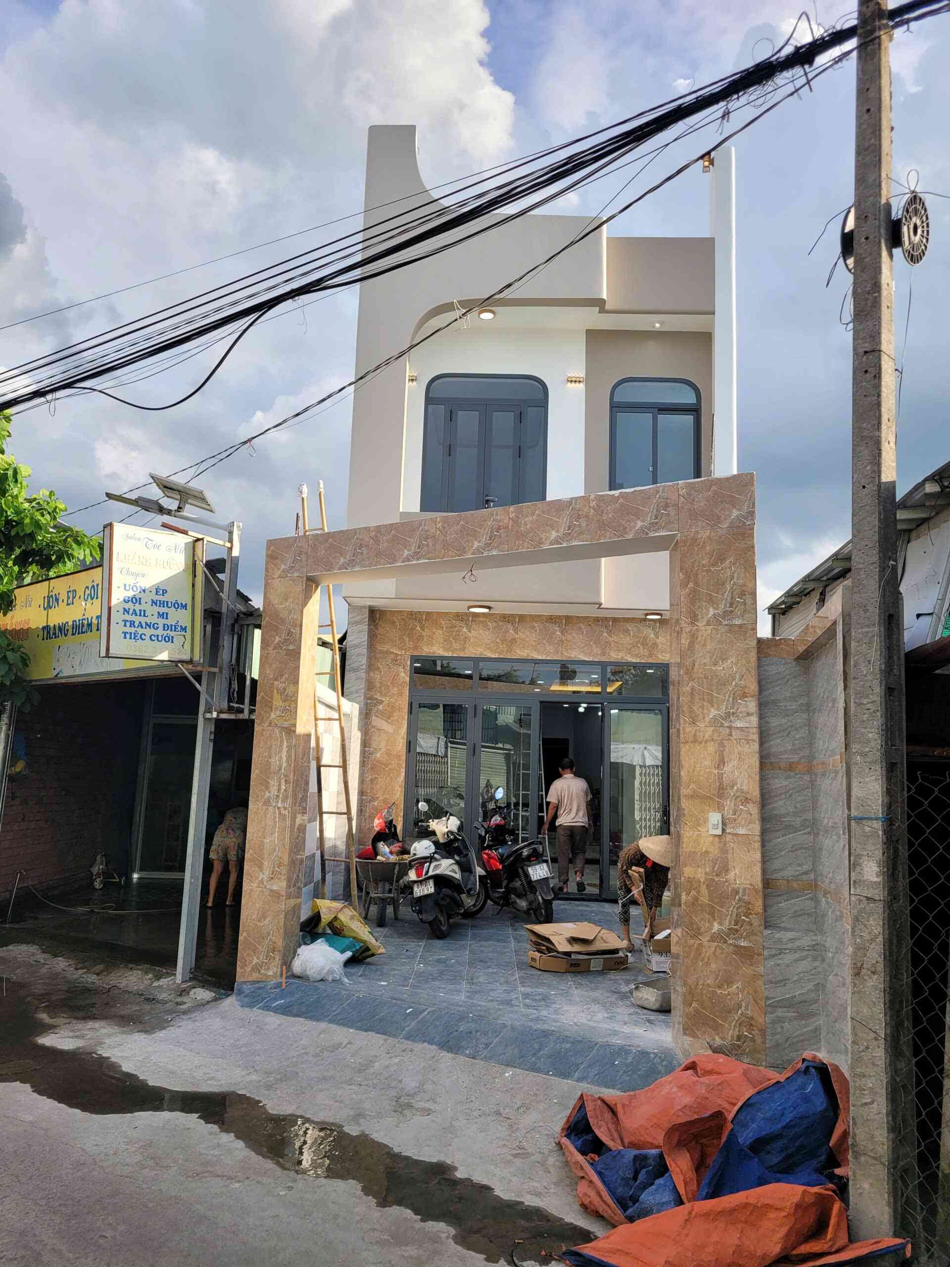 Bán nhà mới 1T1L 4.3x20m, mặt tiền Cây Da Xề p. Đông Hòa