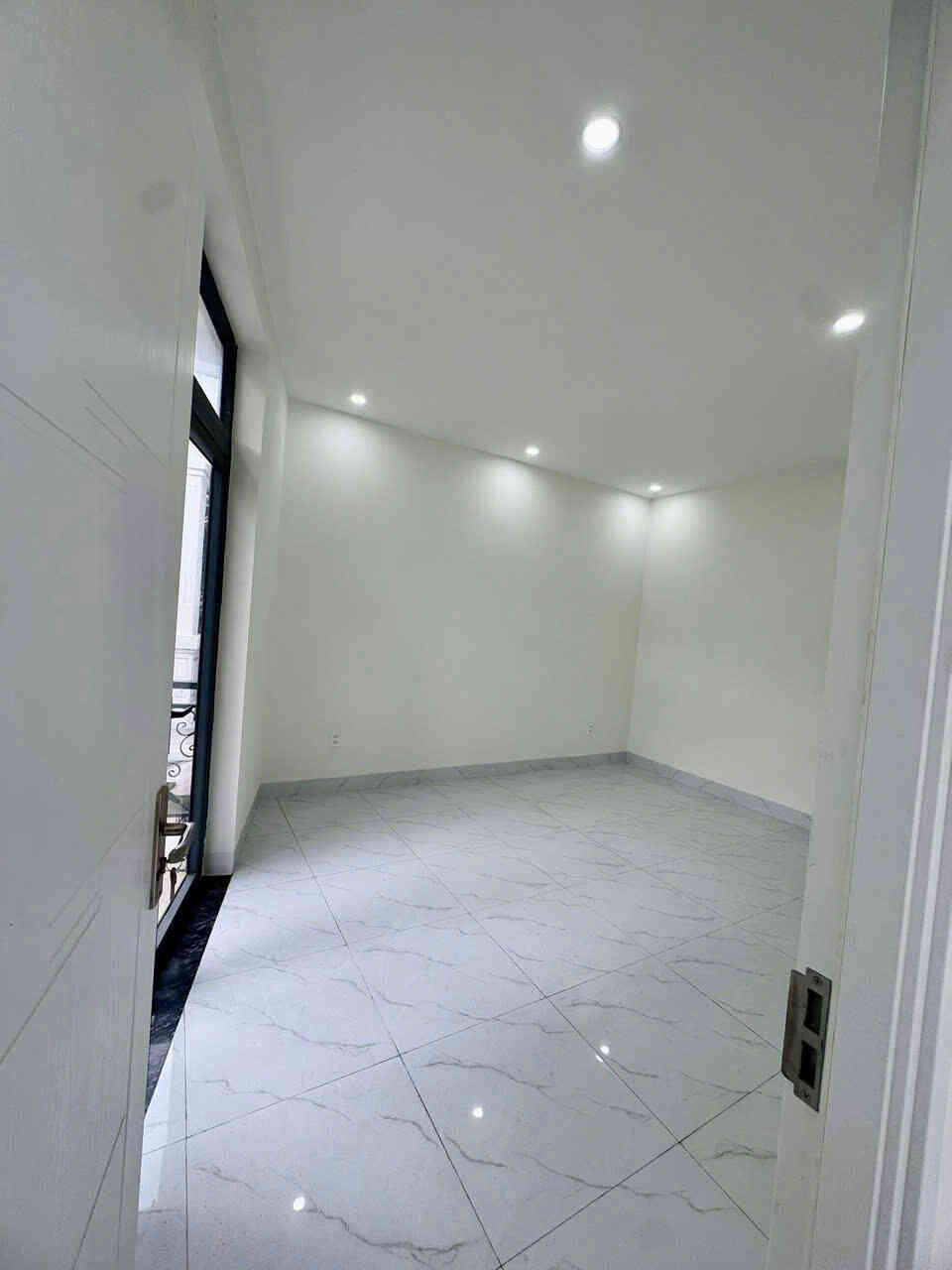 htl7435-(6)_optimized