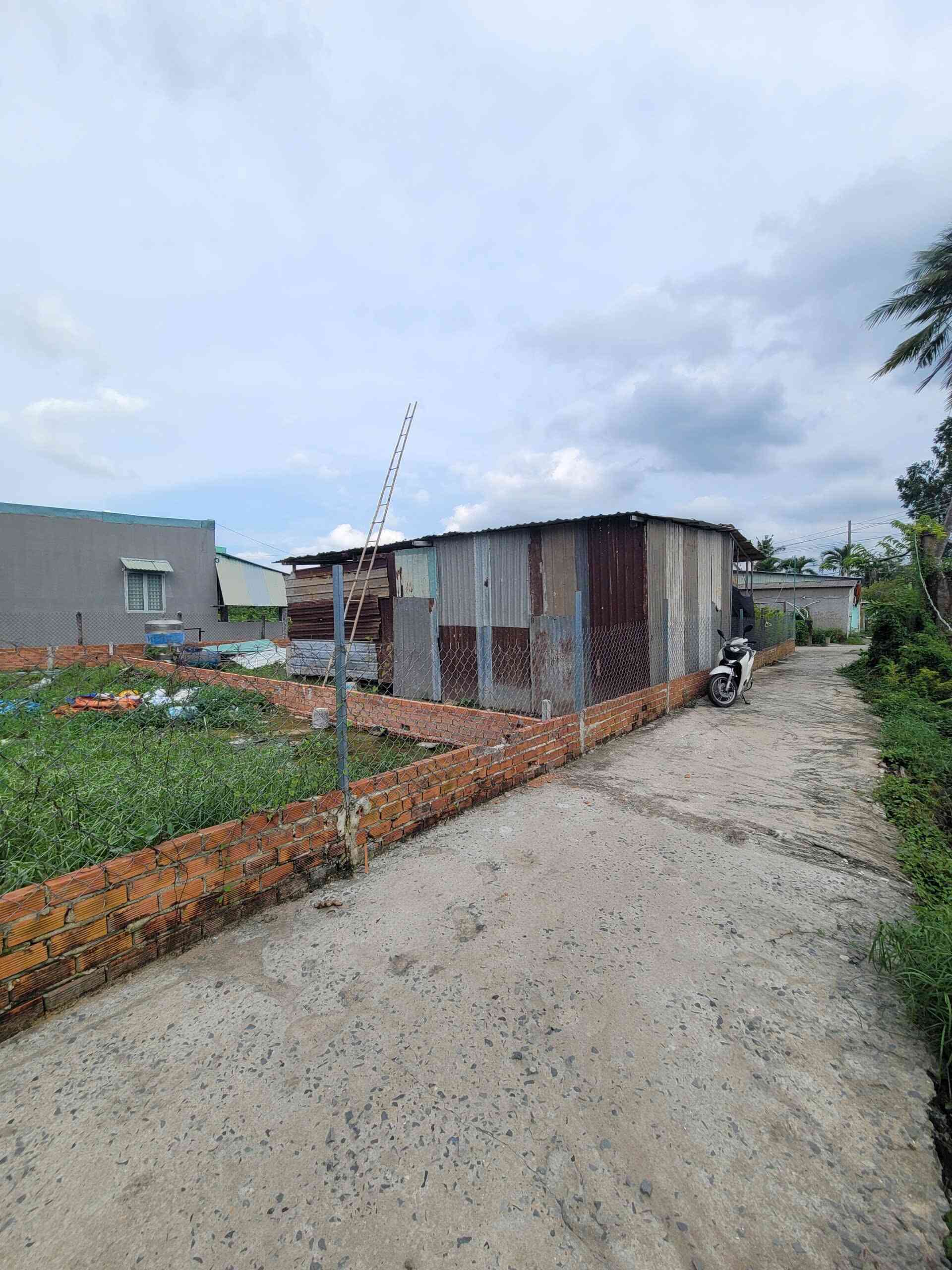 Bán đất 5x14.2m, hẻm Bình Nhâm 50 p. Bình Nhâm