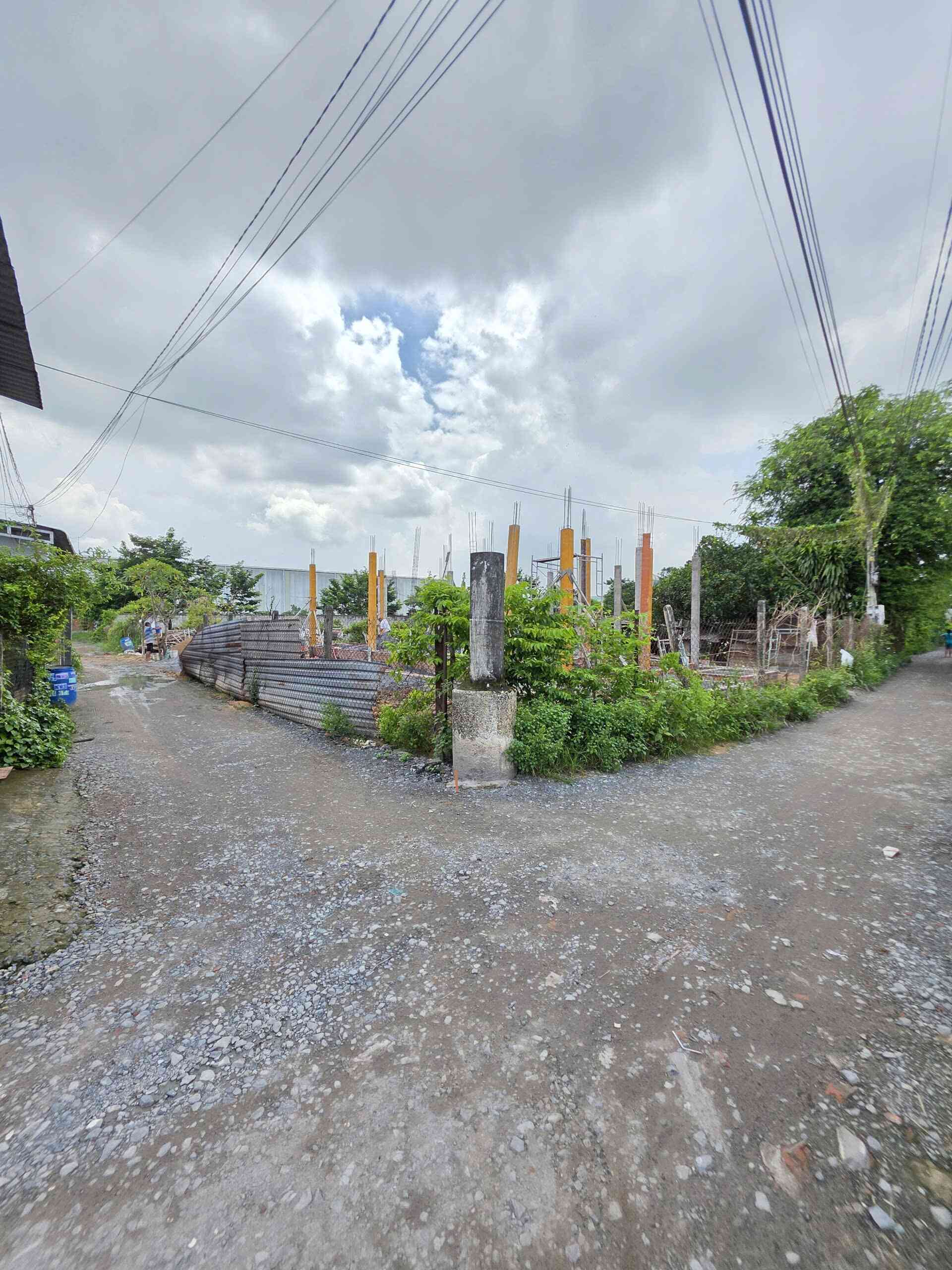 Bán lô góc 7x18.7m, hẻm đường số 2 p. Tân Bình gần trường cấp 1,2,3