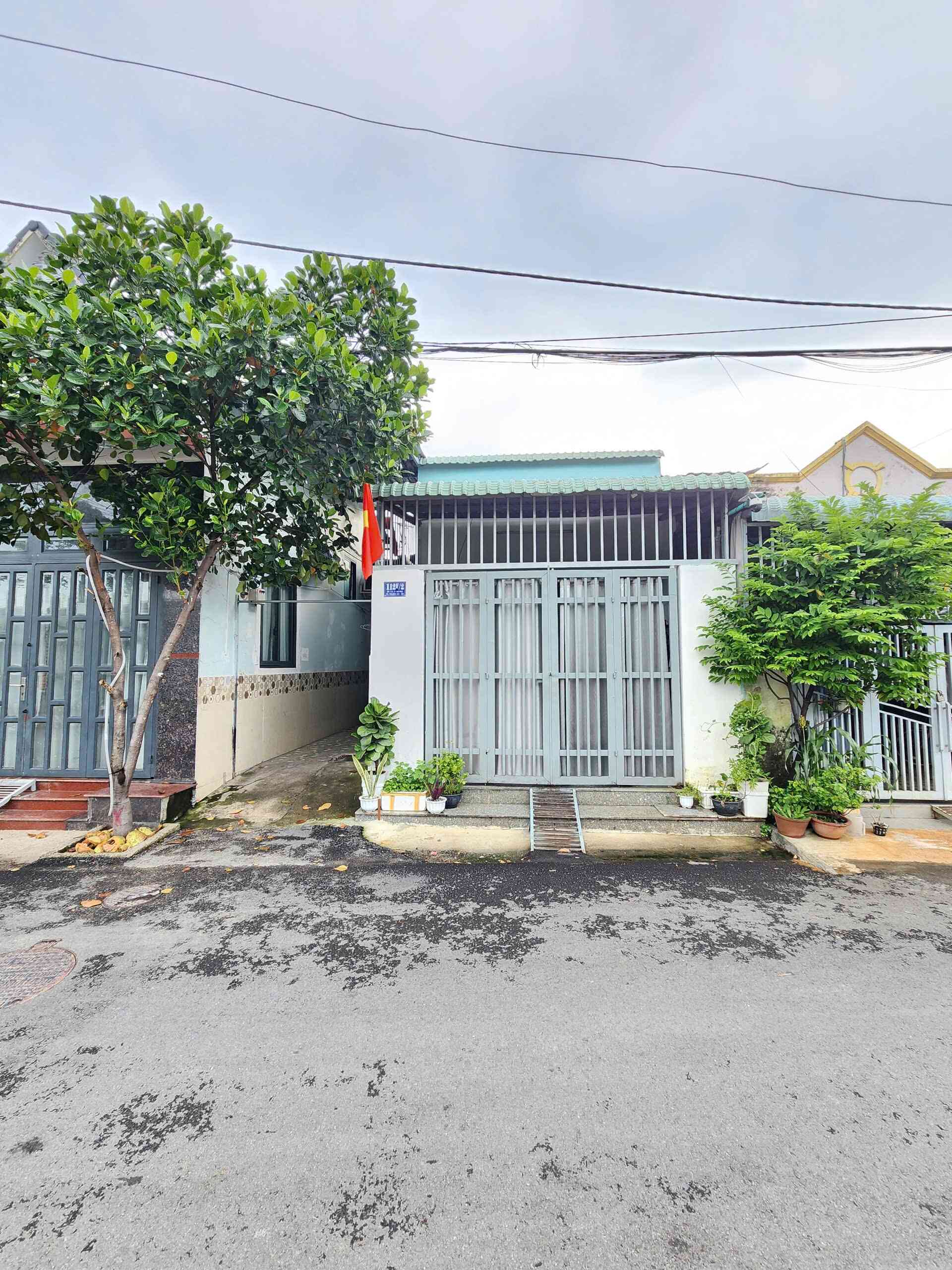 Bán dãy trọ 5x20m, hẻm Chu Văn An p.An Phú gần chợ An Cơ, thu 7tr/th